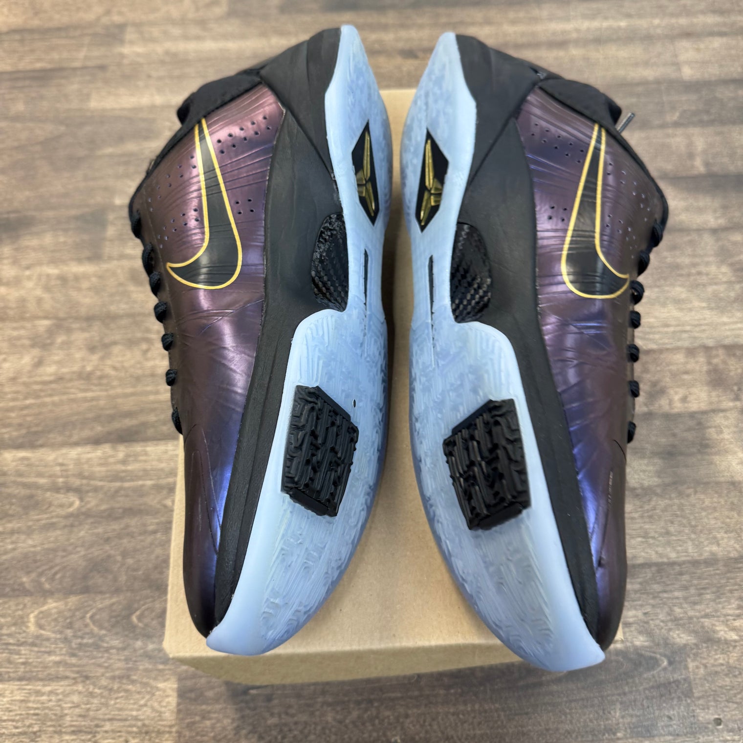 Eggplant Year of the Snake Kobe (USED, No Box)