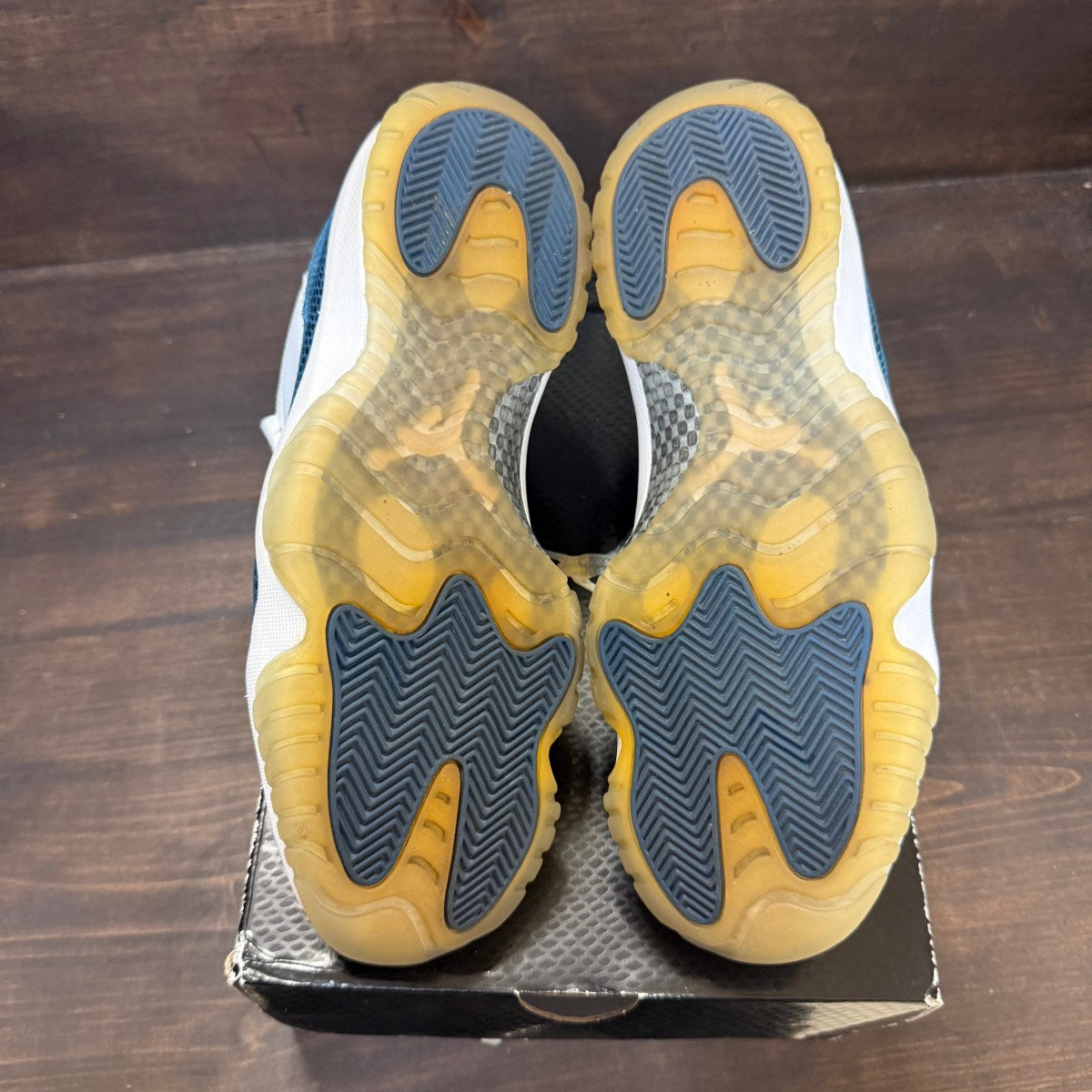Jordan 11 Retro Low Snake Navy (2019) - Image 6