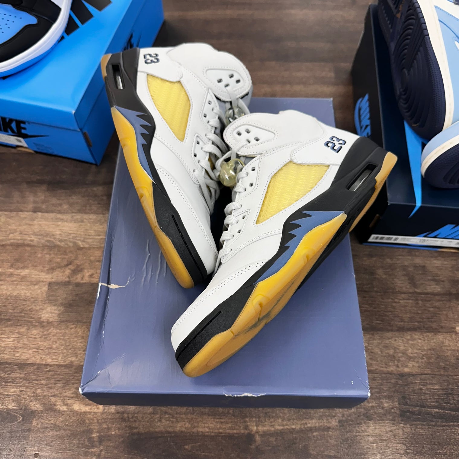 (W) Dawn A Ma Maniere Jordan 5 (USED)