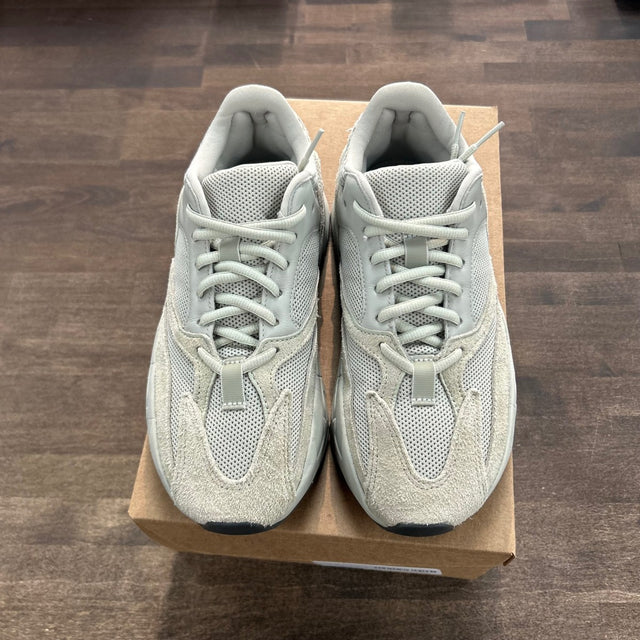 adidas Yeezy Boost 700 Salt Size 7 (Pre-Owned) - Image 2