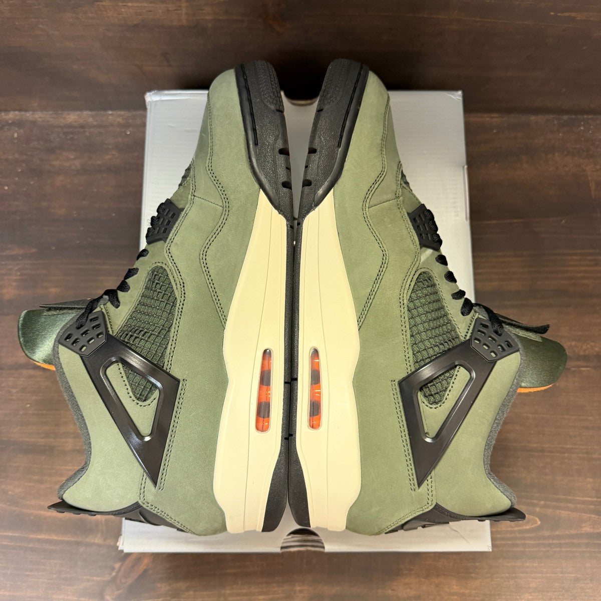 Jordan 4 Retro OG SP Undefeated (2025) - Image 6