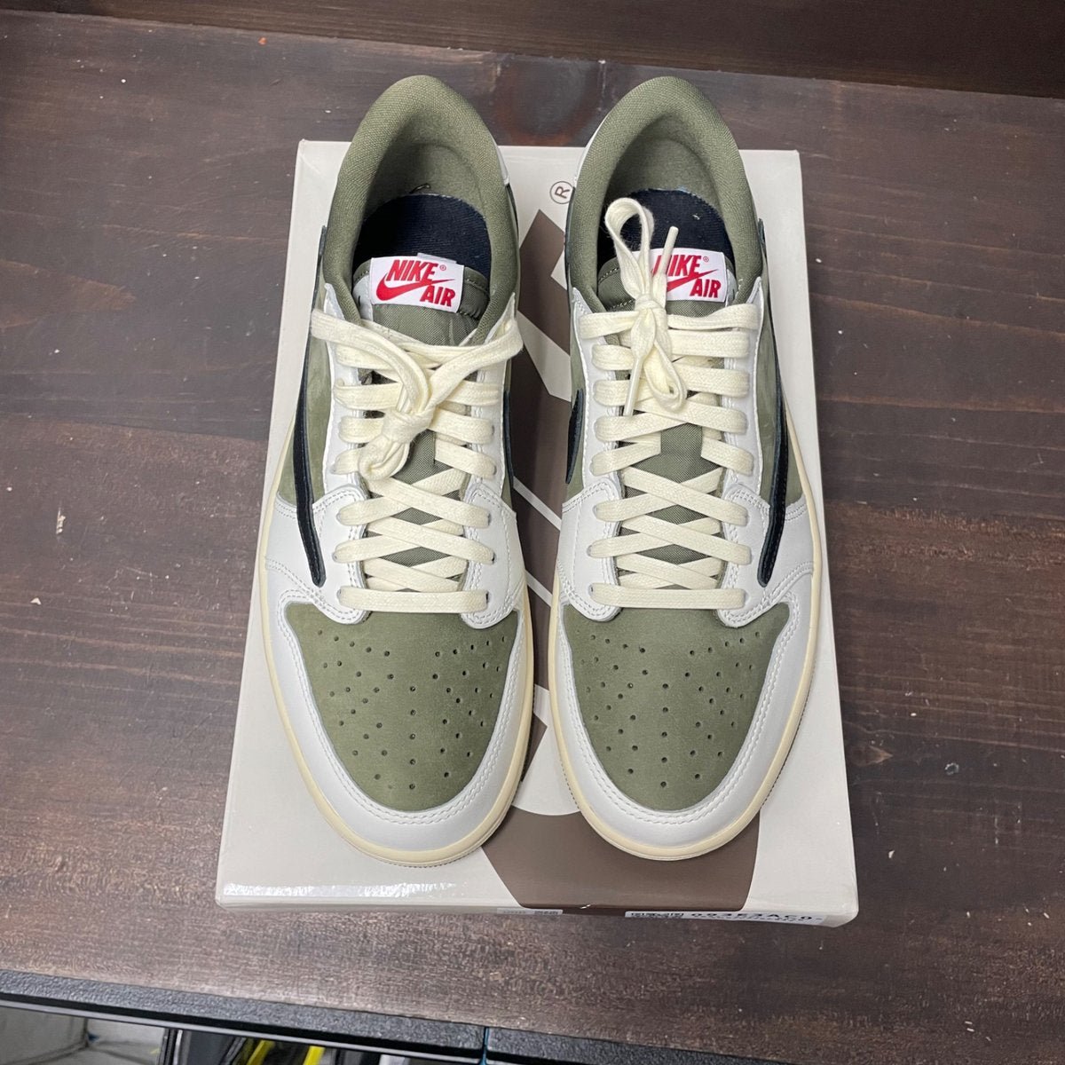 Jordan 1 Retro Low OG SP Travis Scott Medium Olive Size 10 (Pre-Owned) - back