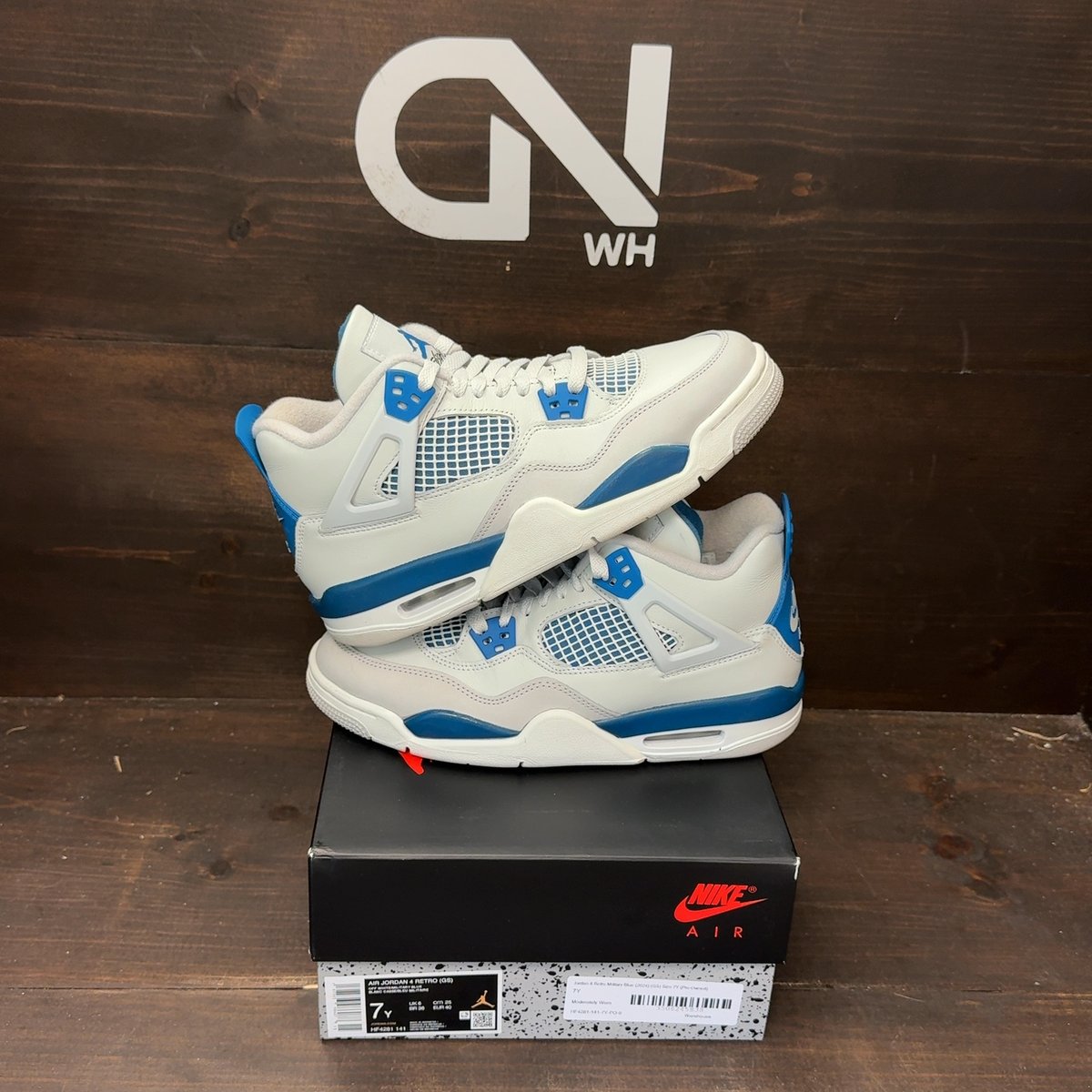 Jordan 4 Retro Military Blue (2024) (GS) Size 7Y (Pre-Owned) - front