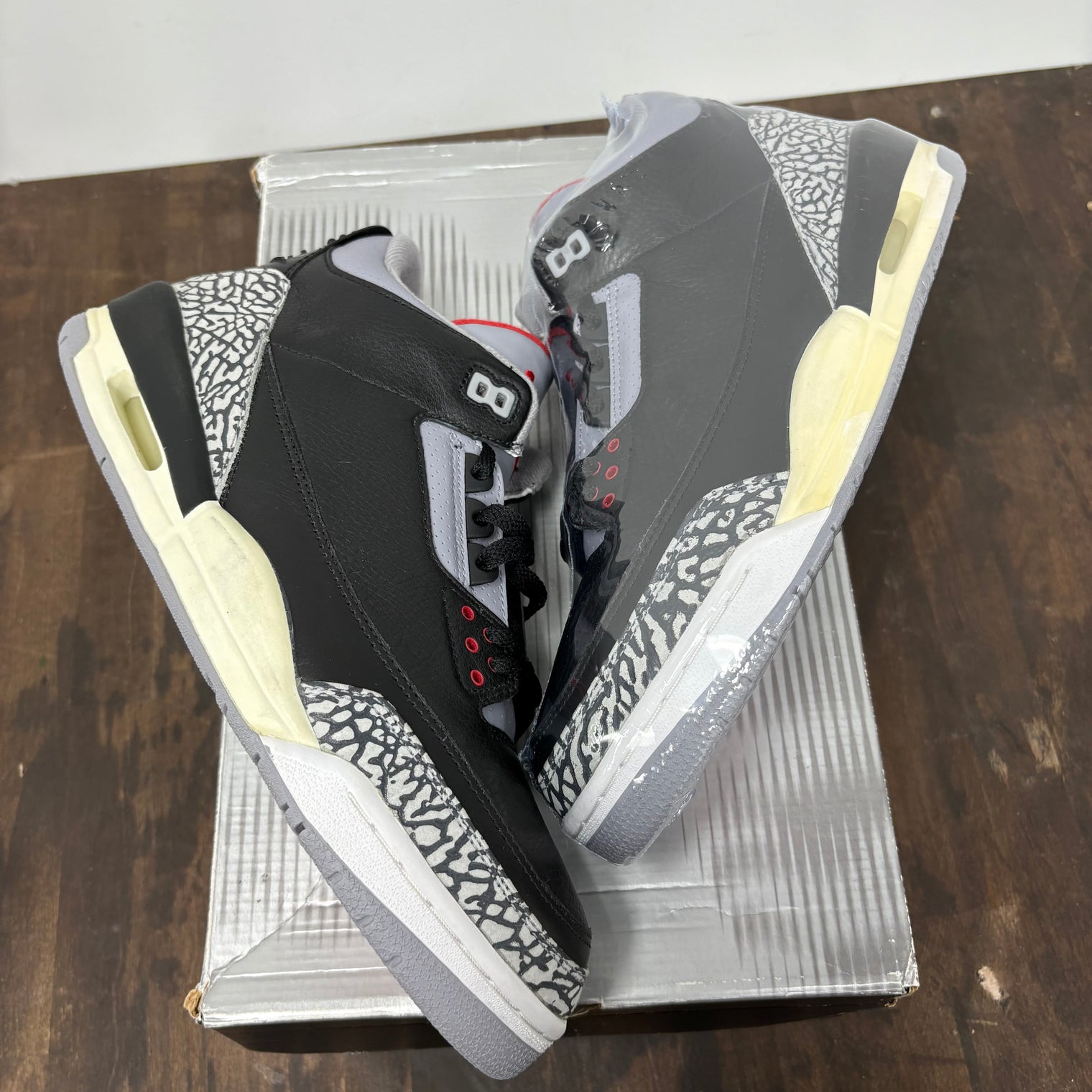 Black Cement Jordan 3 (2001) (Separation)