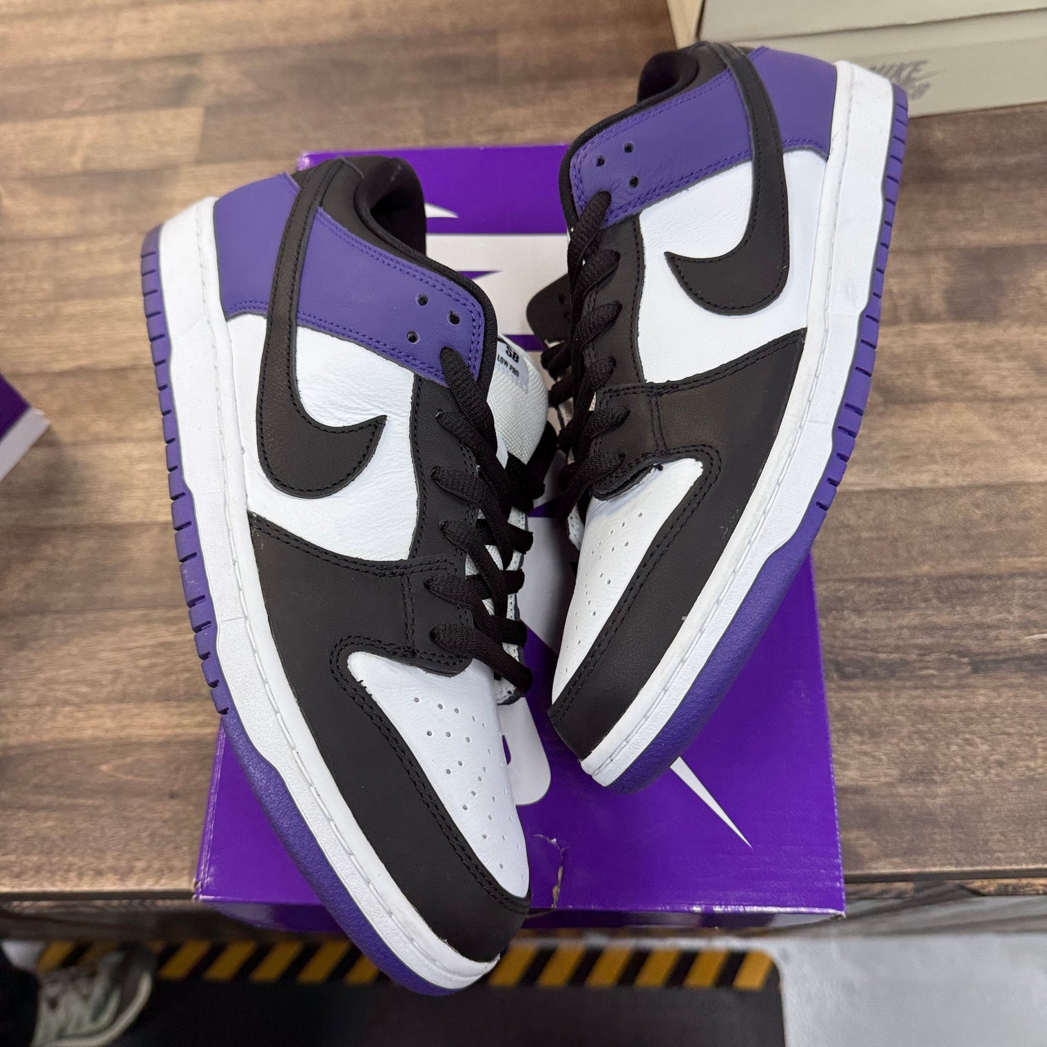 Court Purple SB Dunk Low (USED)