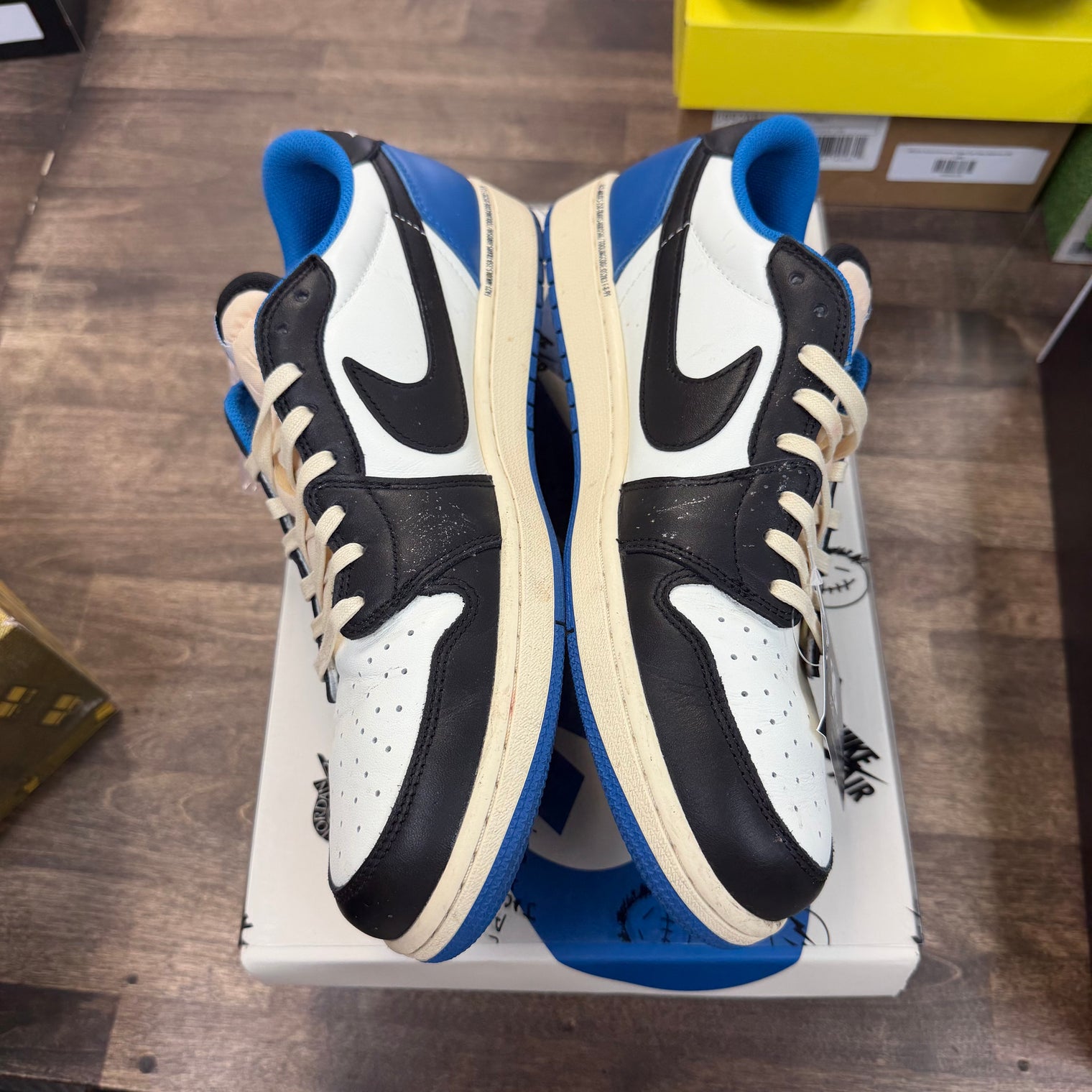 Fragment x Travis Scott Jordan 1 Low OG SP (USED)