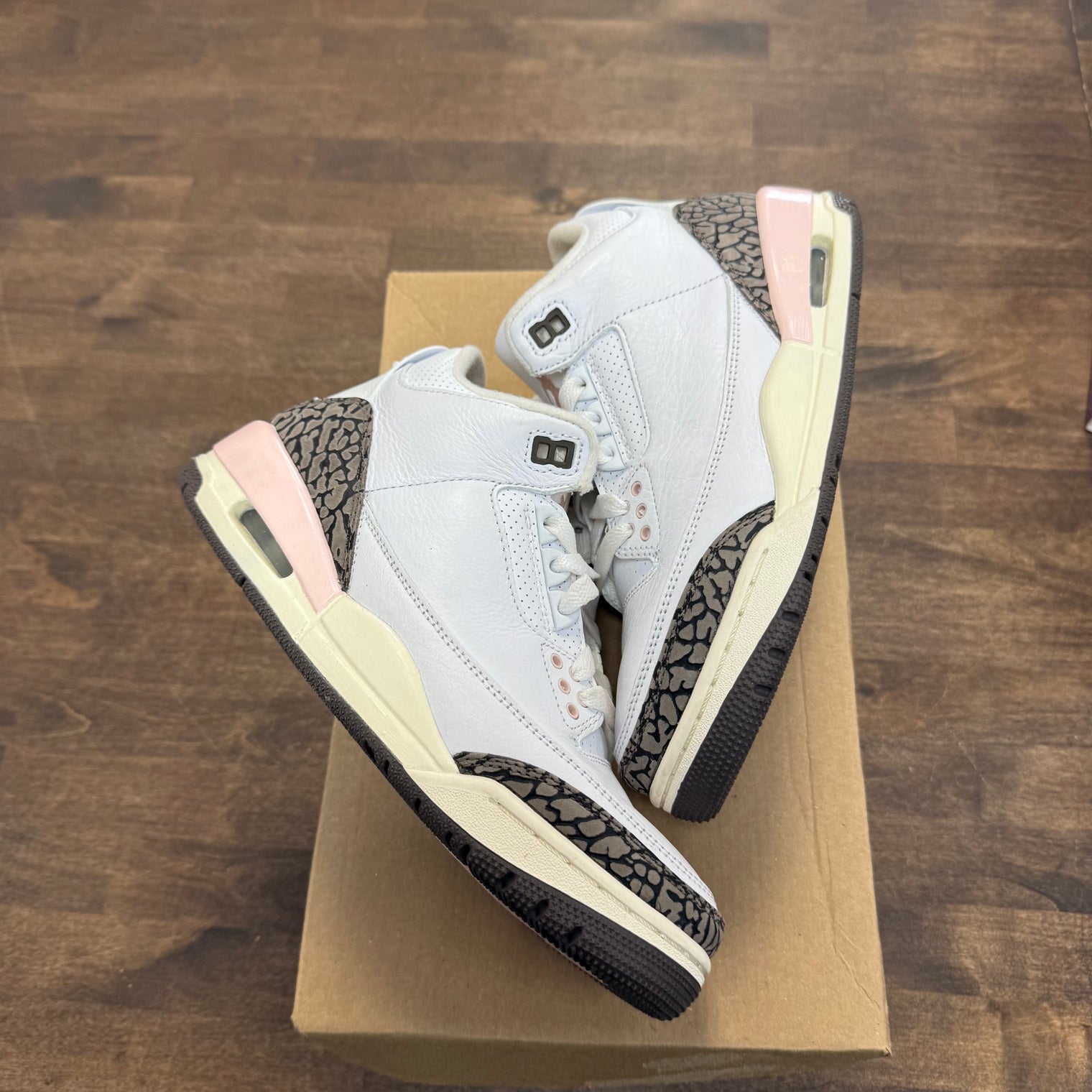 (W) Neapolitan Jordan 3 (USED,No Box)