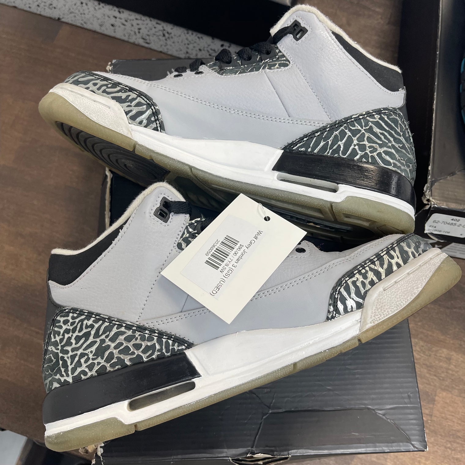 Wolf Grey Jordan 3 (GS) (USED)