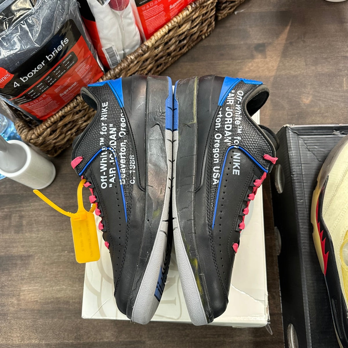 Jordan 2 Retro Low SP Off-White Black Blue - Image 3