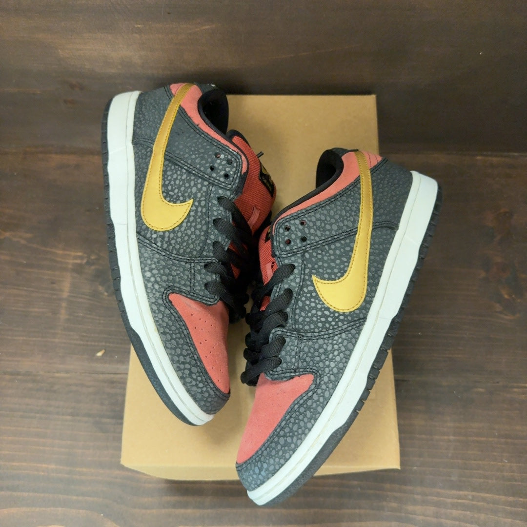 Nike SB Dunk Low Walk of Fame Size 9.5 (Pre-Owned) - Image 2