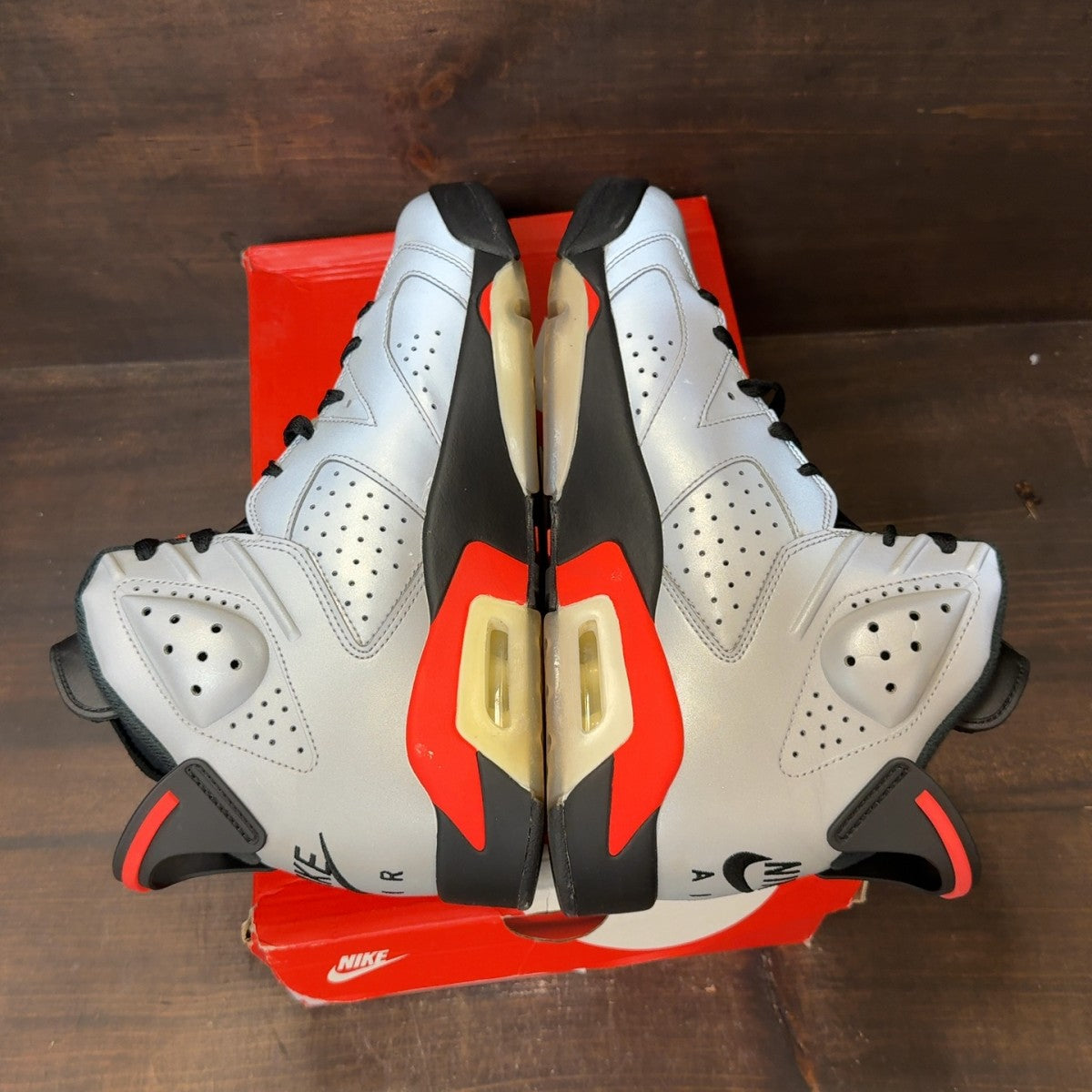 Jordan 6 Retro Reflections of a Champion Size 10 (Pre-Owned) - Image 5