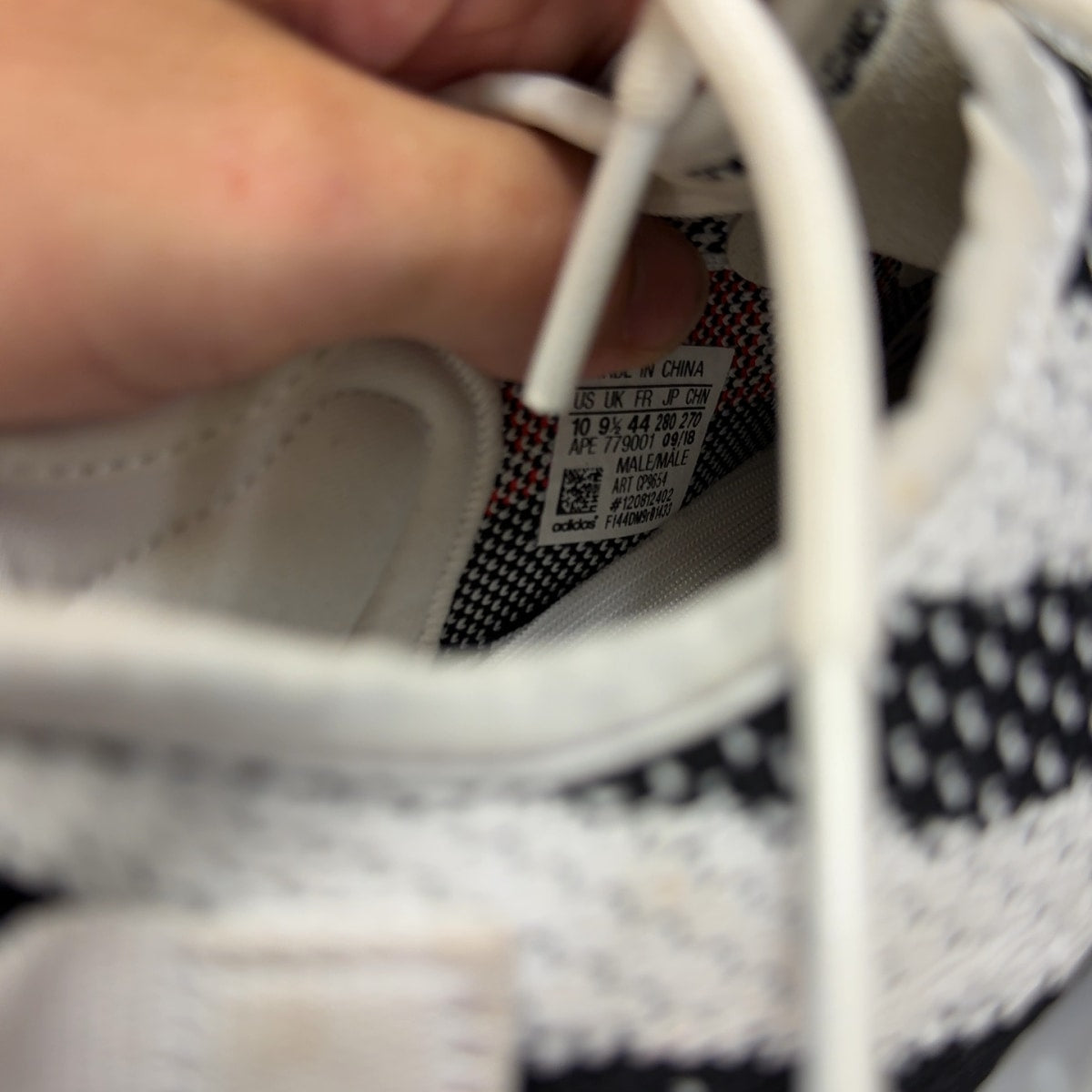adidas Yeezy Boost 350 V2 Zebra - Image 7