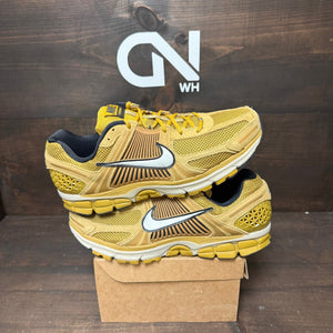 Nike Zoom Vomero 5 Ochre Flat Gold Size 13 (Pre-Owned) - Image 1