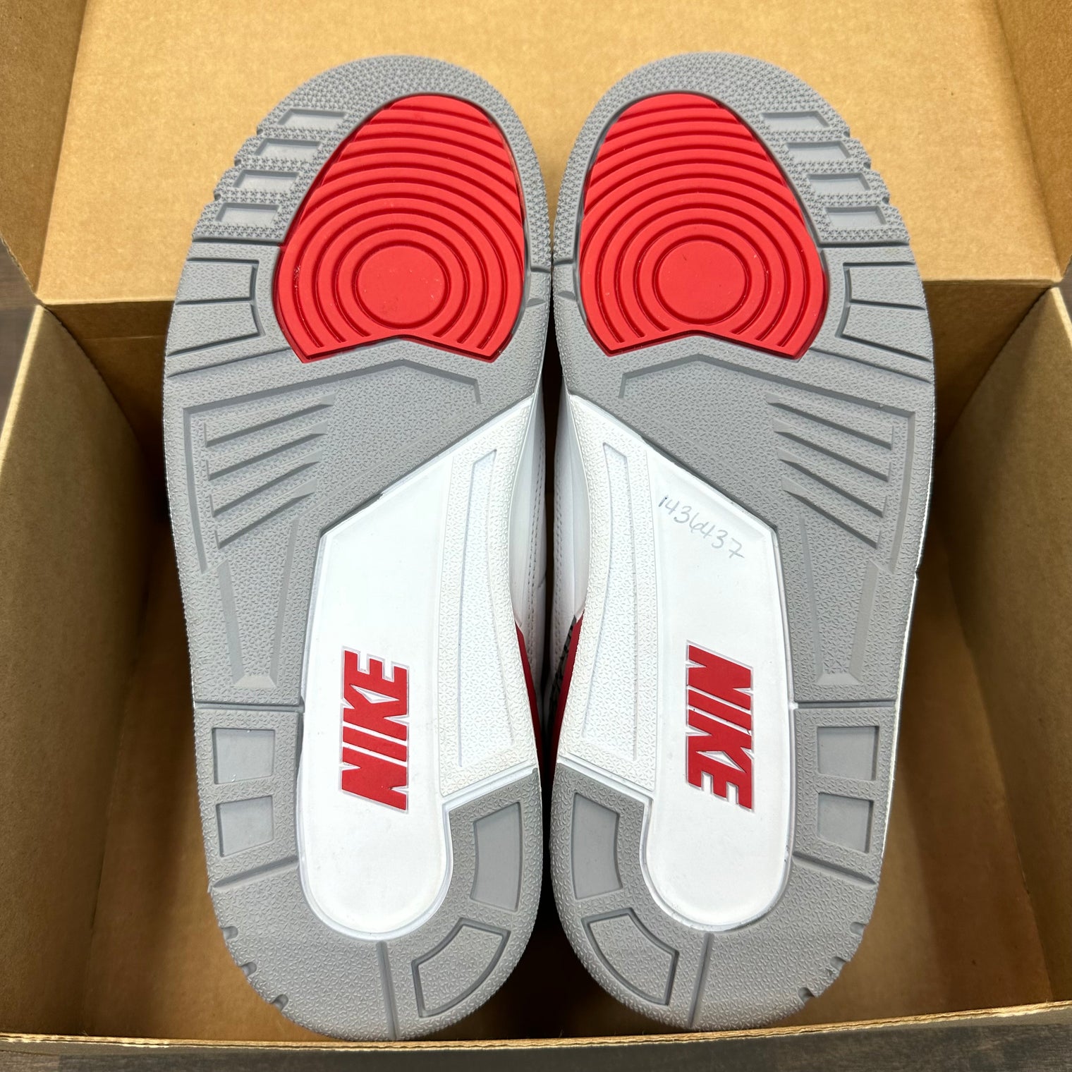 Fire Red Jordan 3 Retro (USED, no box)