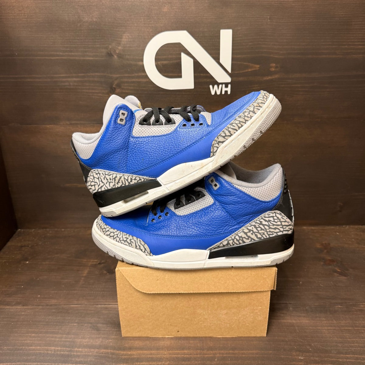 Jordan 3 Retro Varsity Royal Cement Size 11 (Pre-Owned) - Image 1