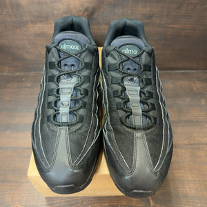 Nike Air Max 95 Essential Triple Black Size 14 (Pre-Owned) - Image 3