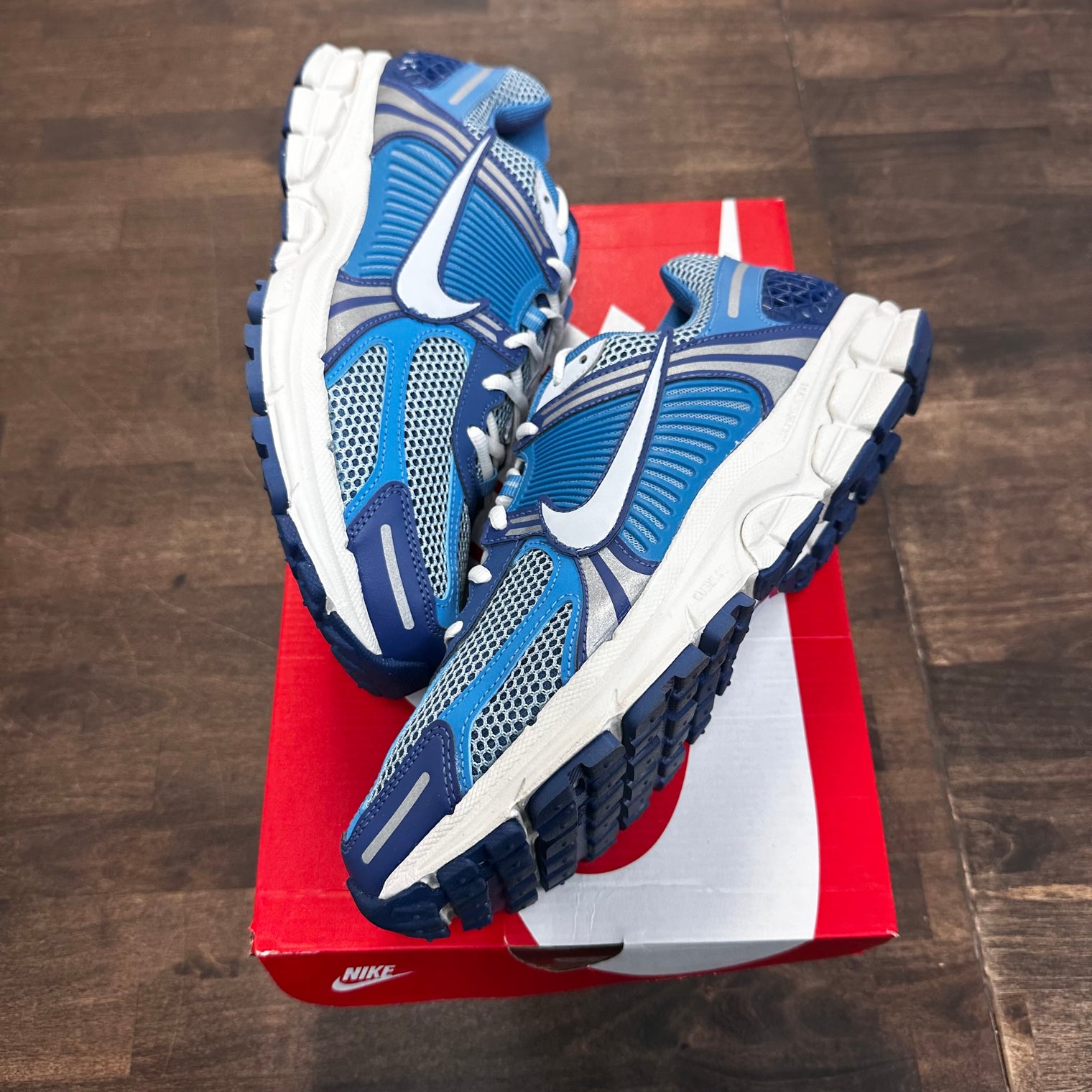 Mystic Navy Blue Worn Blue Nike Zoom Vomero 5 (USED)