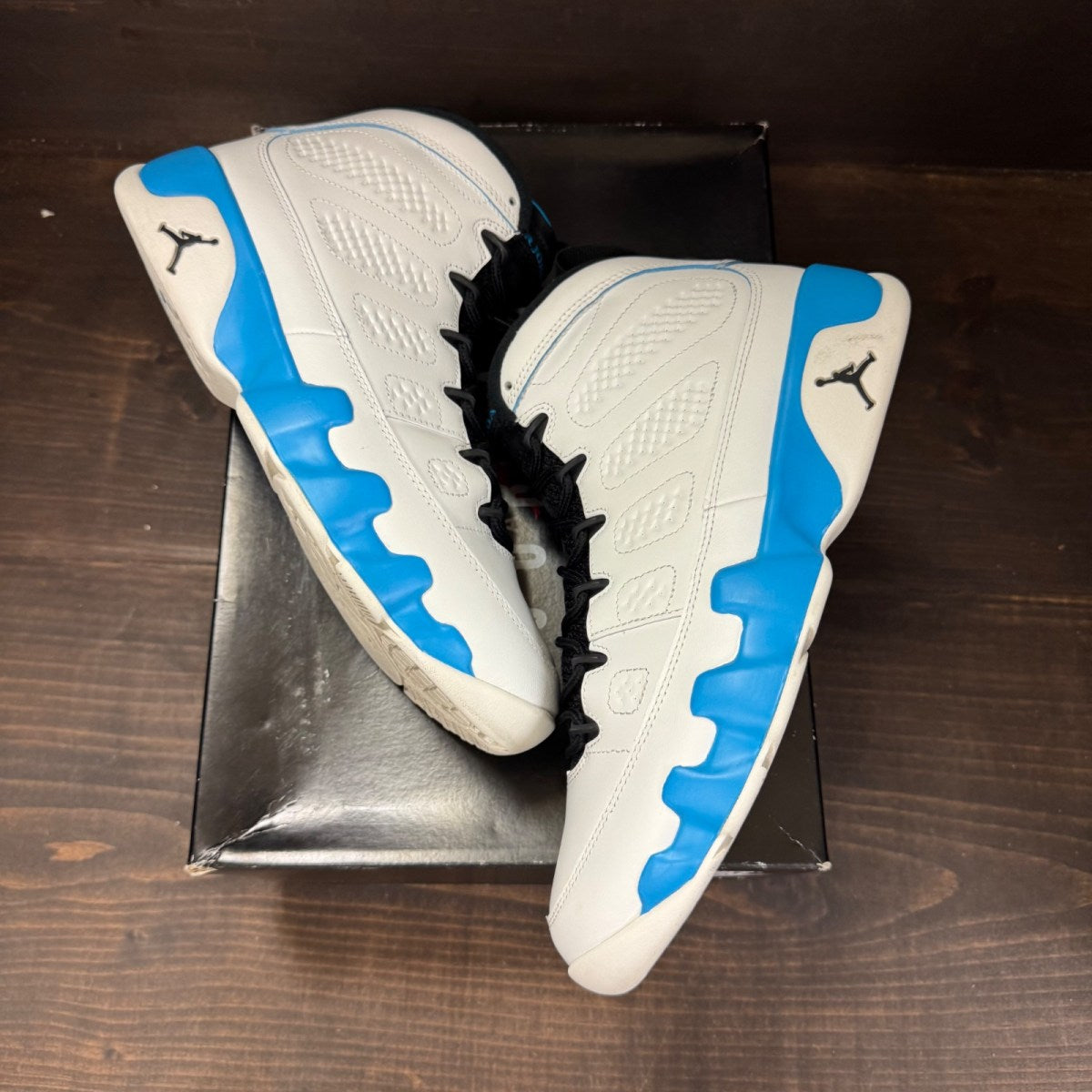 Jordan 9 Retro Powder Blue (2024) - Image 2