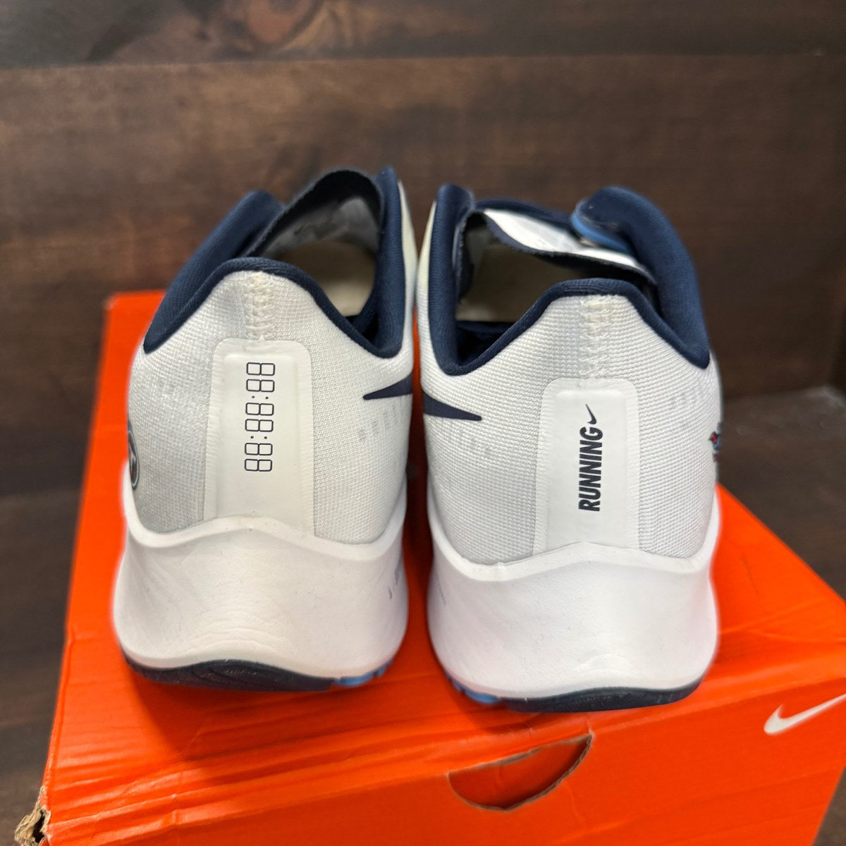 Nike Air Zoom Pegasus 37 Tennessee Titans - Image 3