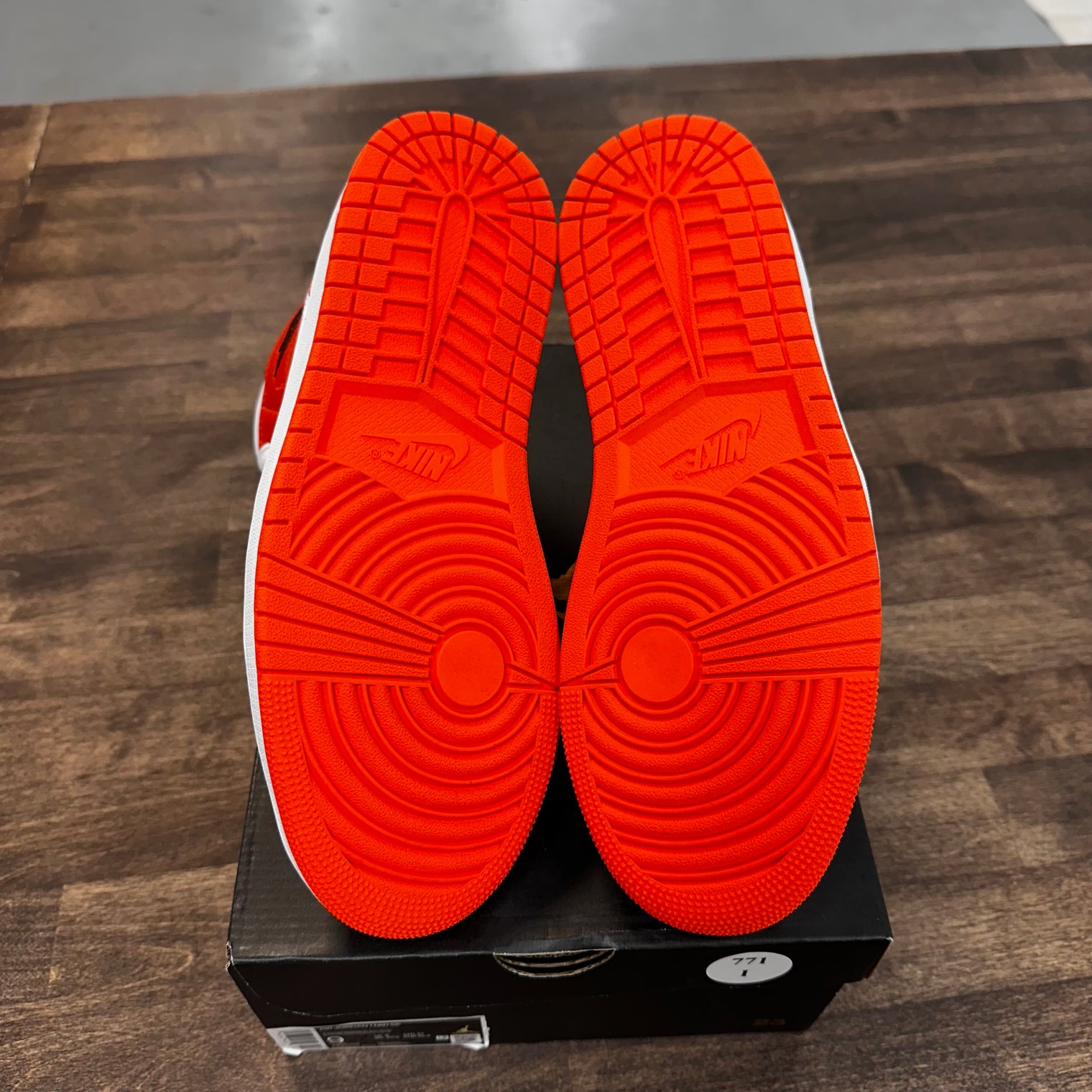 Metallic Orange Jordan 1 Mid (USED)