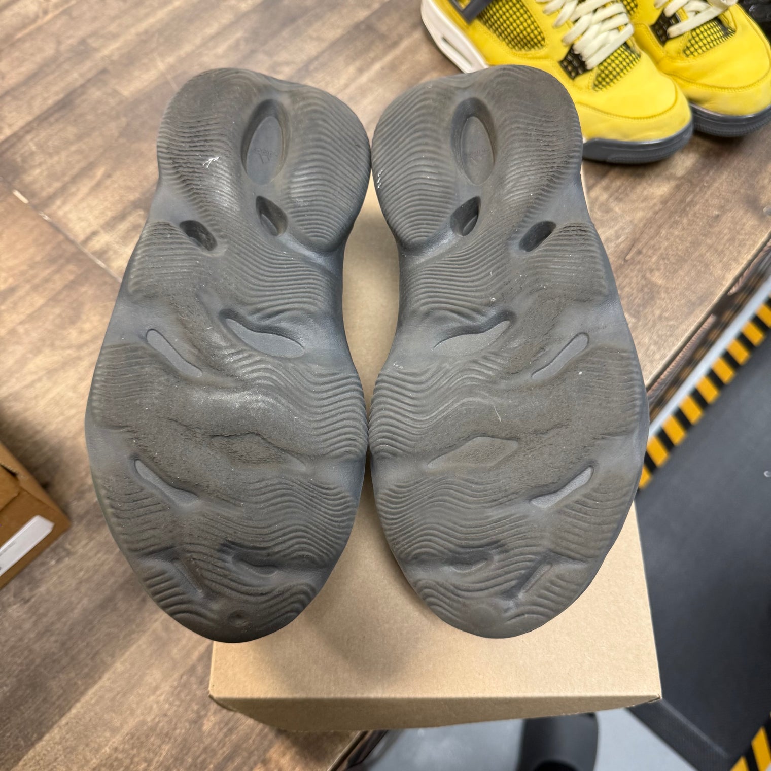 Onyx Yeezy Foam RNNR (USED, No Box)