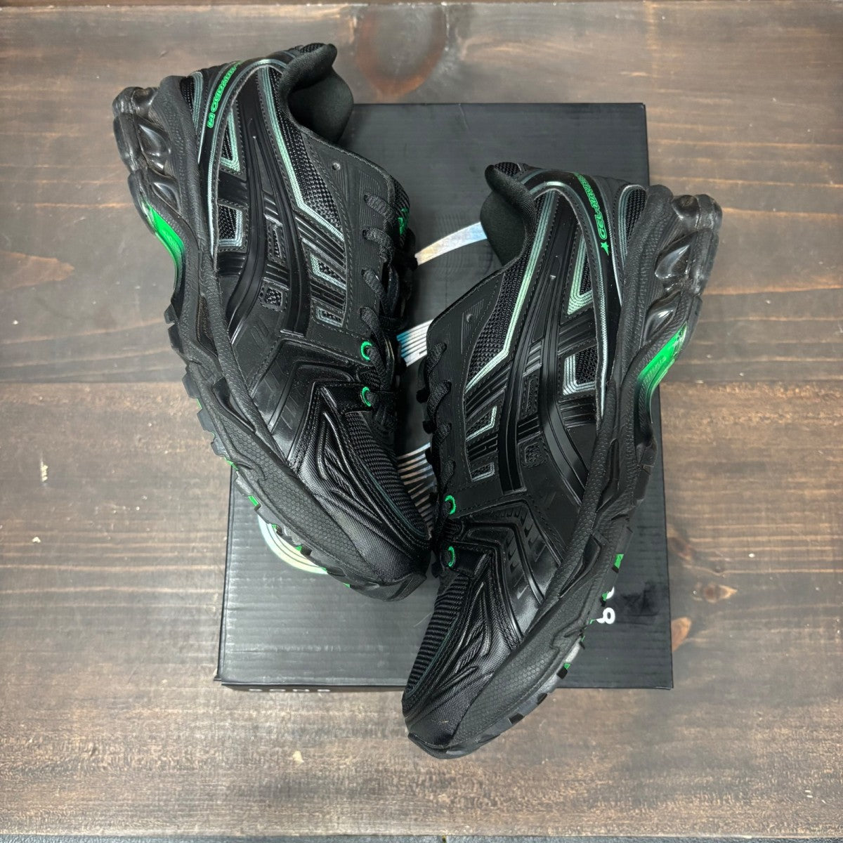 ASICS Gel-Kayano 14 8ON8 Black Green Size 8 (Pre-Owned) - back
