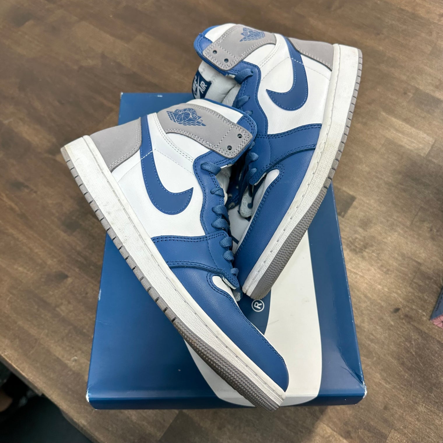 True Blue Jordan 1 High (USED)