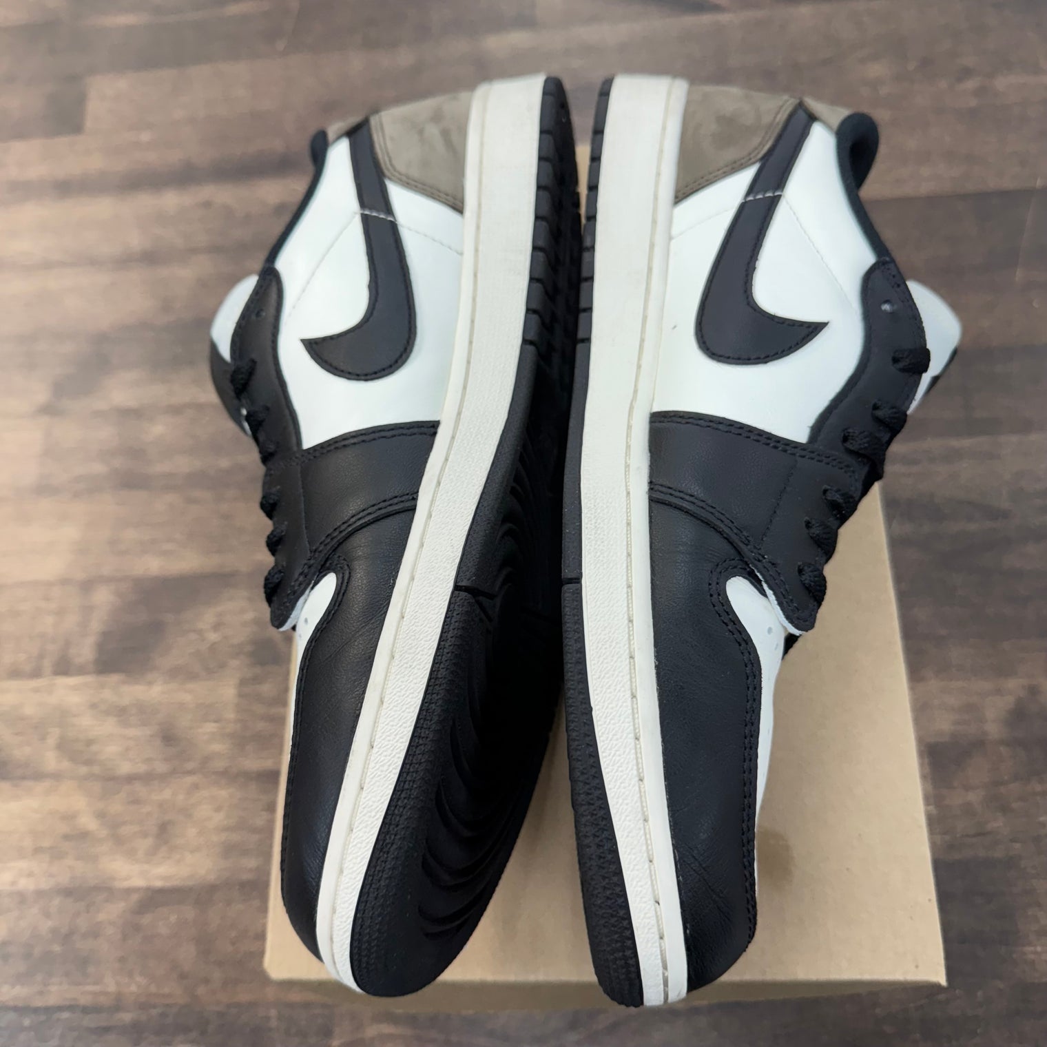 Mocha Jordan 1 Low (USED)