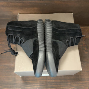 adidas Yeezy Boost 750 Triple Black - Image 4