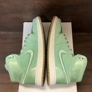 Jordan 1 Retro High Season of Her Mint Foam (Women's) - Image 5