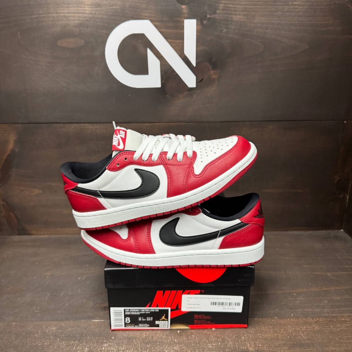 Jordan 1 Retro Low OG Chicago (2025) Size 8 (Pre-Owned) - front