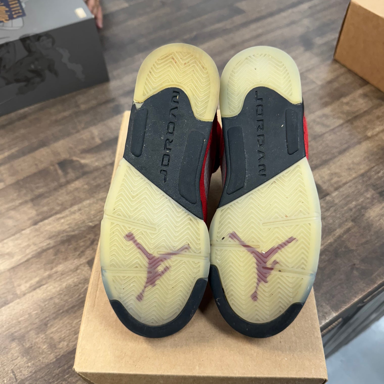 (GS) Raging Bull Jordan 5 (USED,No Box)