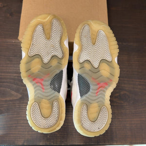 Jordan 11 Retro Platinum Tint (GS) Size 4Y (Pre-Owned) - aux
