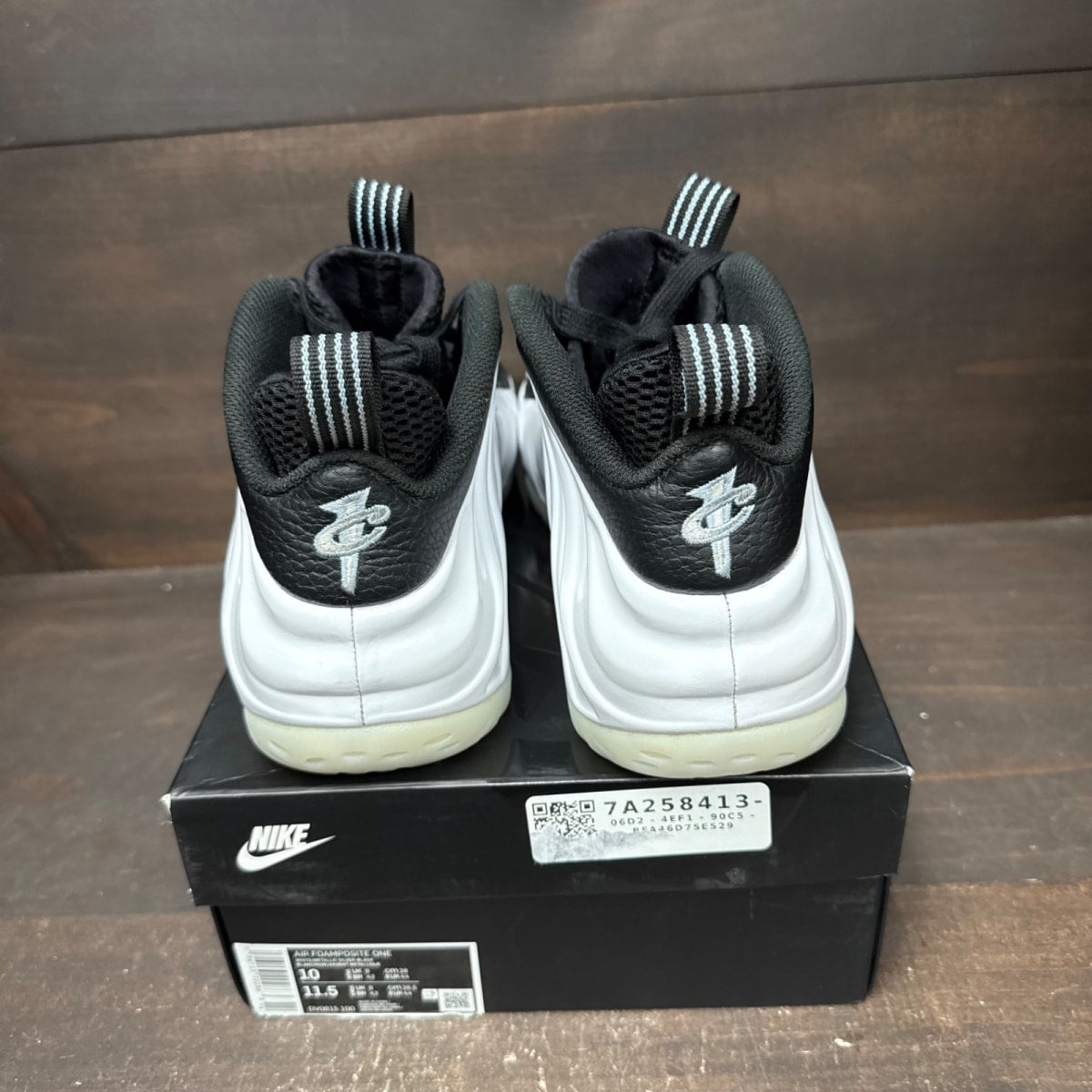 Nike Air Foamposite One Penny PE Size 10 (Pre-Owned) - sole