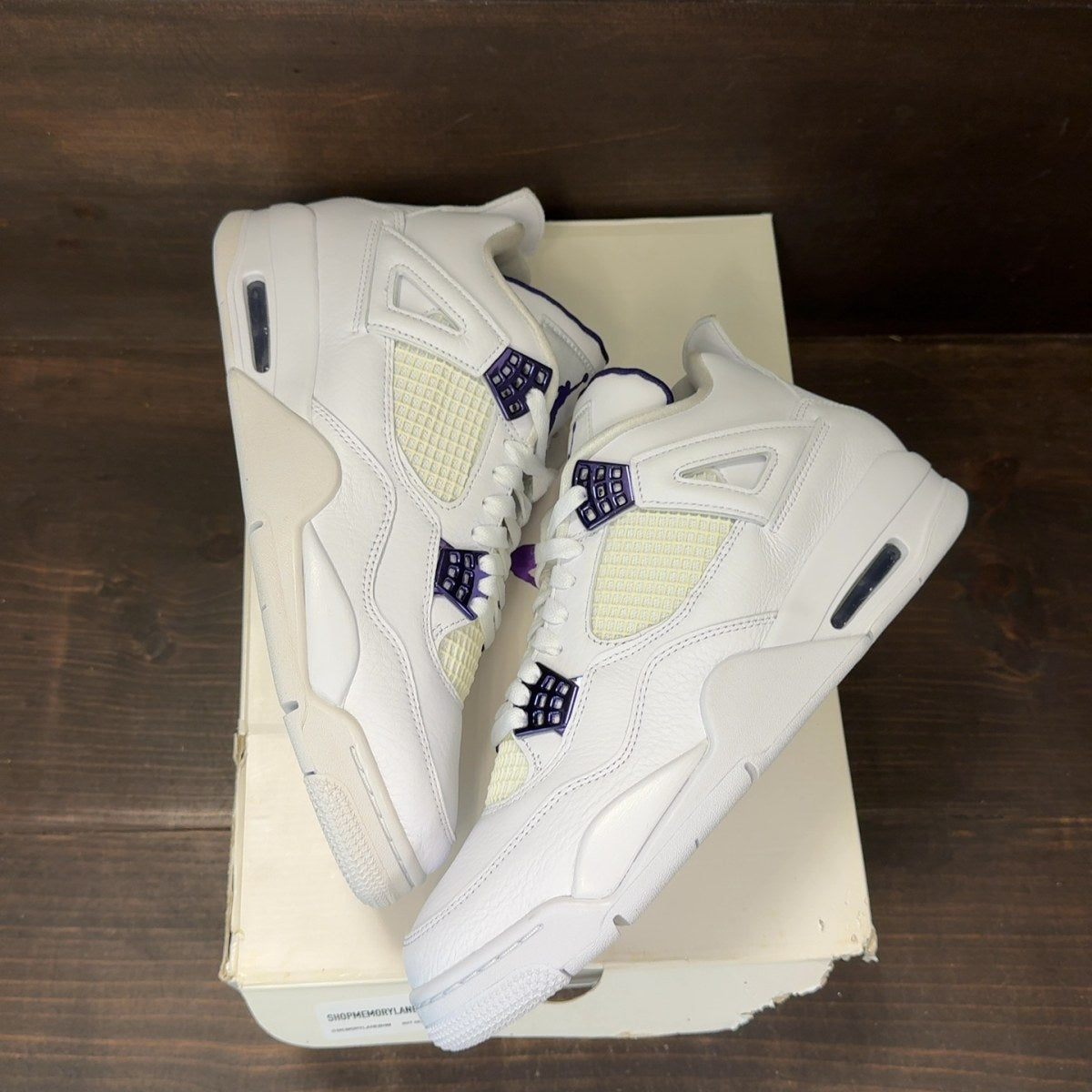 Jordan 4 Retro Metallic Purple - Image 2