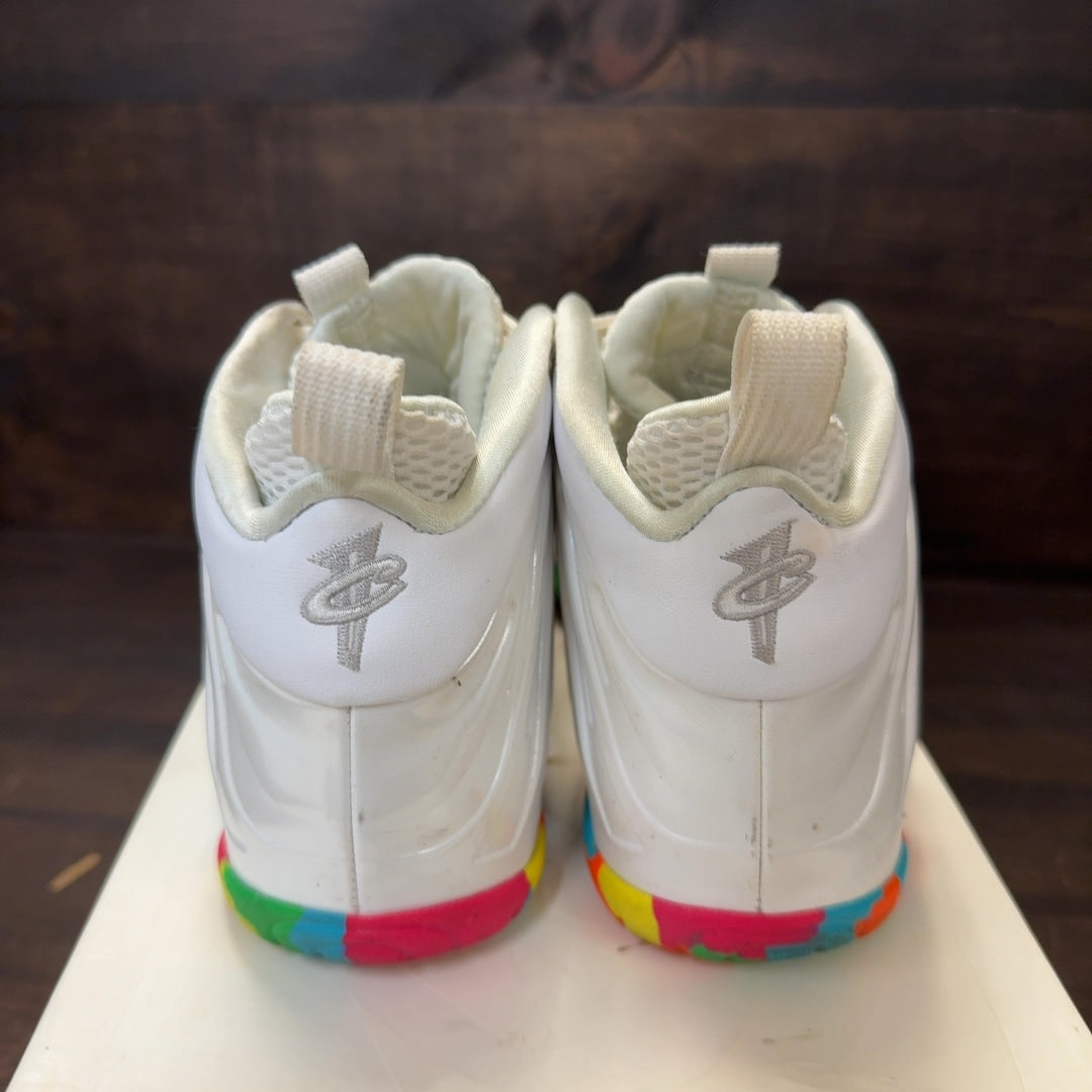 Nike Air Foamposite One White Fruity Pebbles (2015) (GS) Size 5Y (Pre-Owned) - Image 4