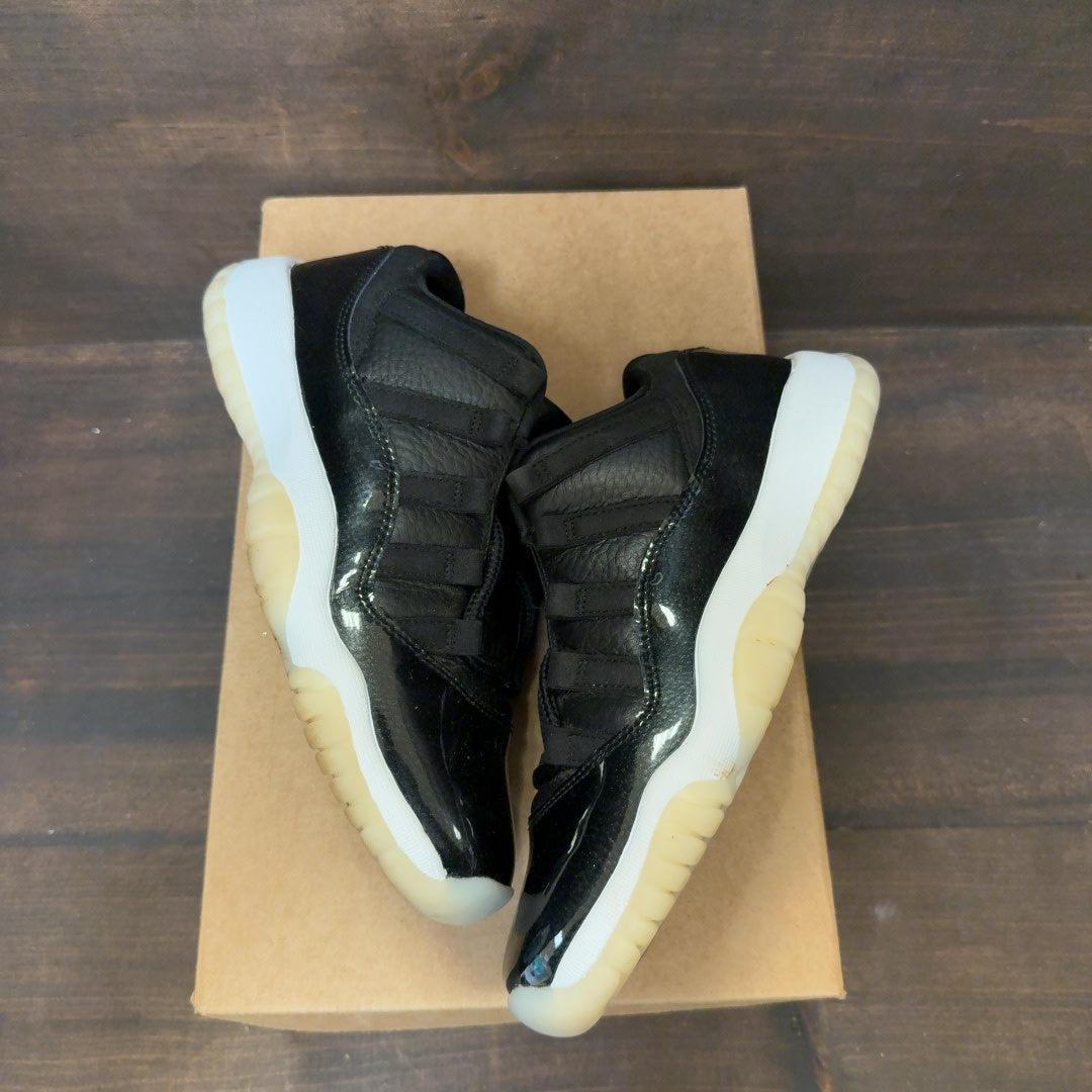 Jordan 11 Retro Low Barons (GS) Size 5.5Y (Pre-Owned) - Image 2