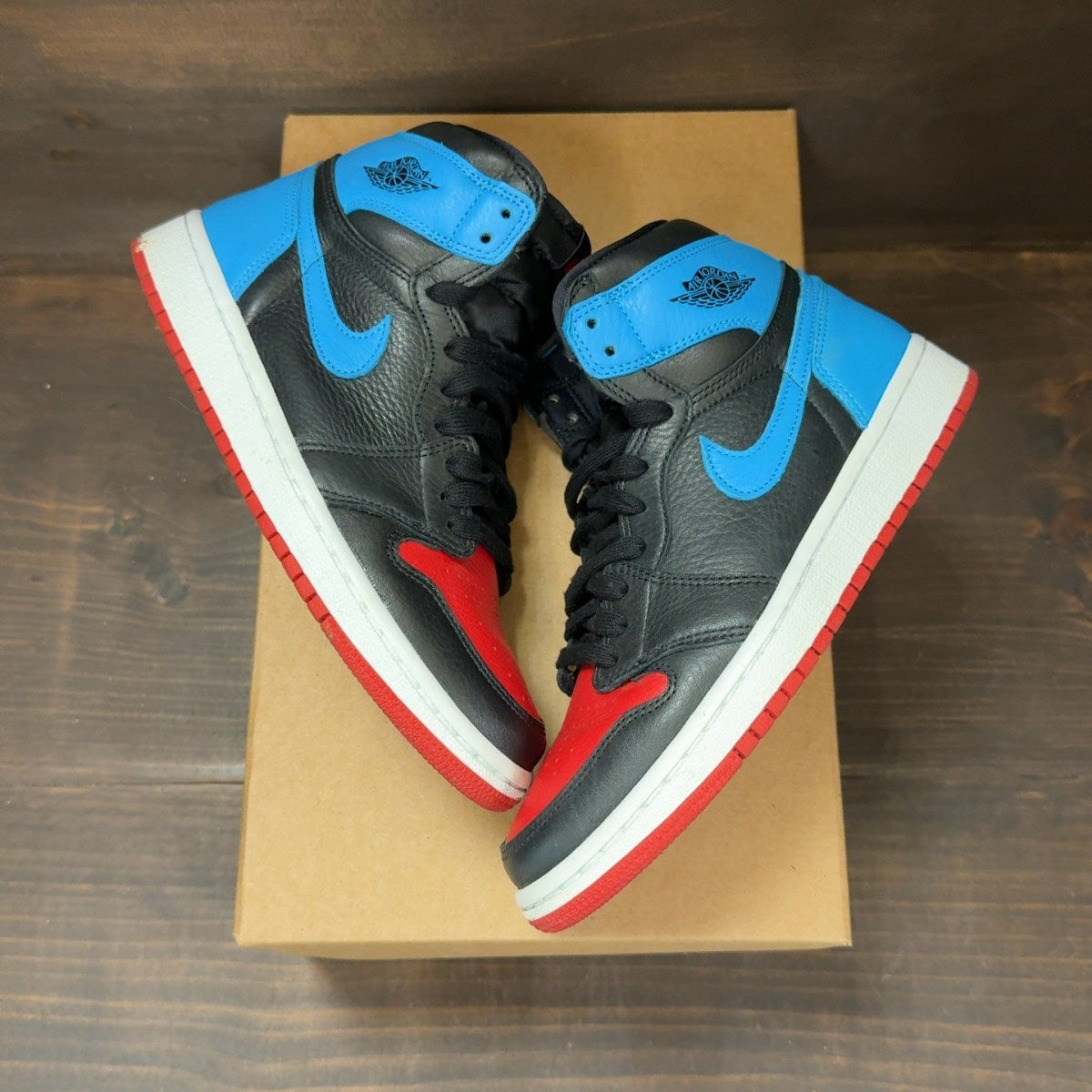 Jordan 1 Retro High NC to Chi (Women's) Size 7.5W (Pre-Owned) - Image 2