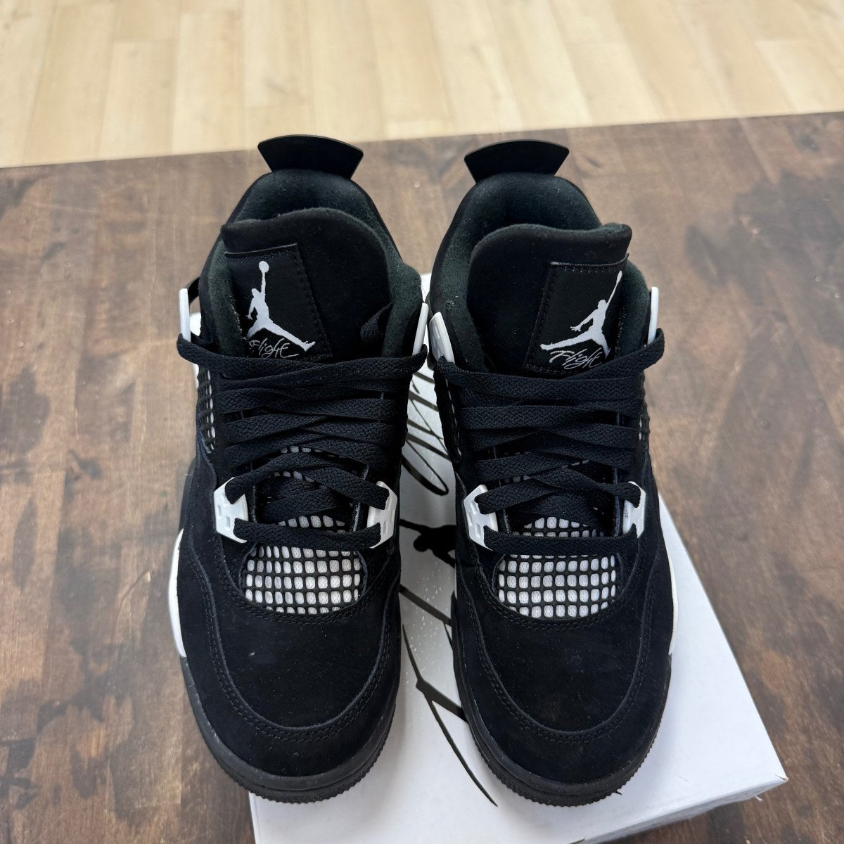 Jordan 4 Retro White Thunder (GS) - Image 2