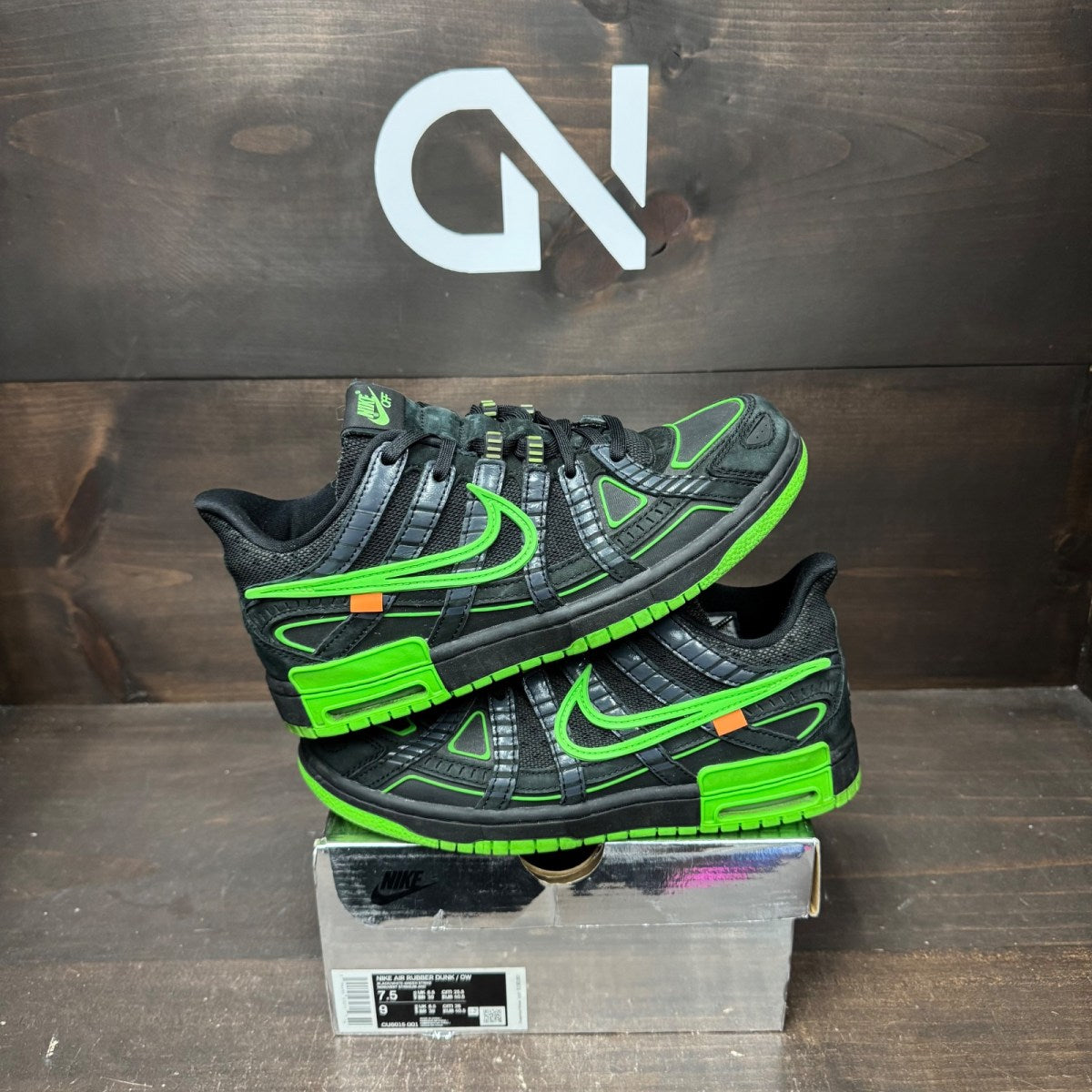 Nike Air Rubber Dunk Off-White Green Strike - Image 1