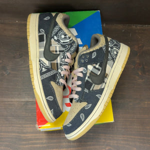 Nike SB Dunk Low Travis Scott - Image 2