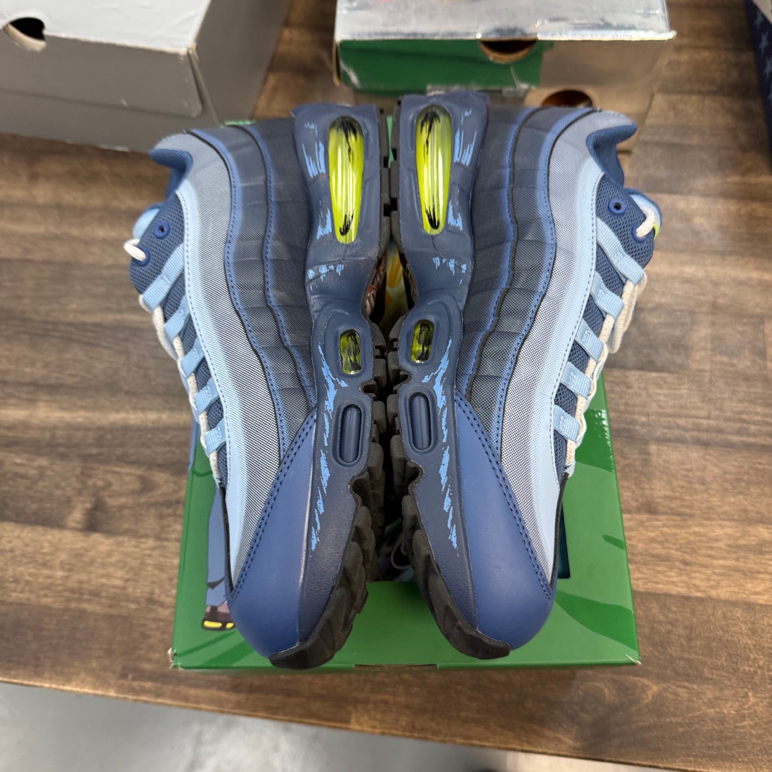Yu-Gi-Oh! Joey Nike Air Max 95 (without Promo Card) (USED)