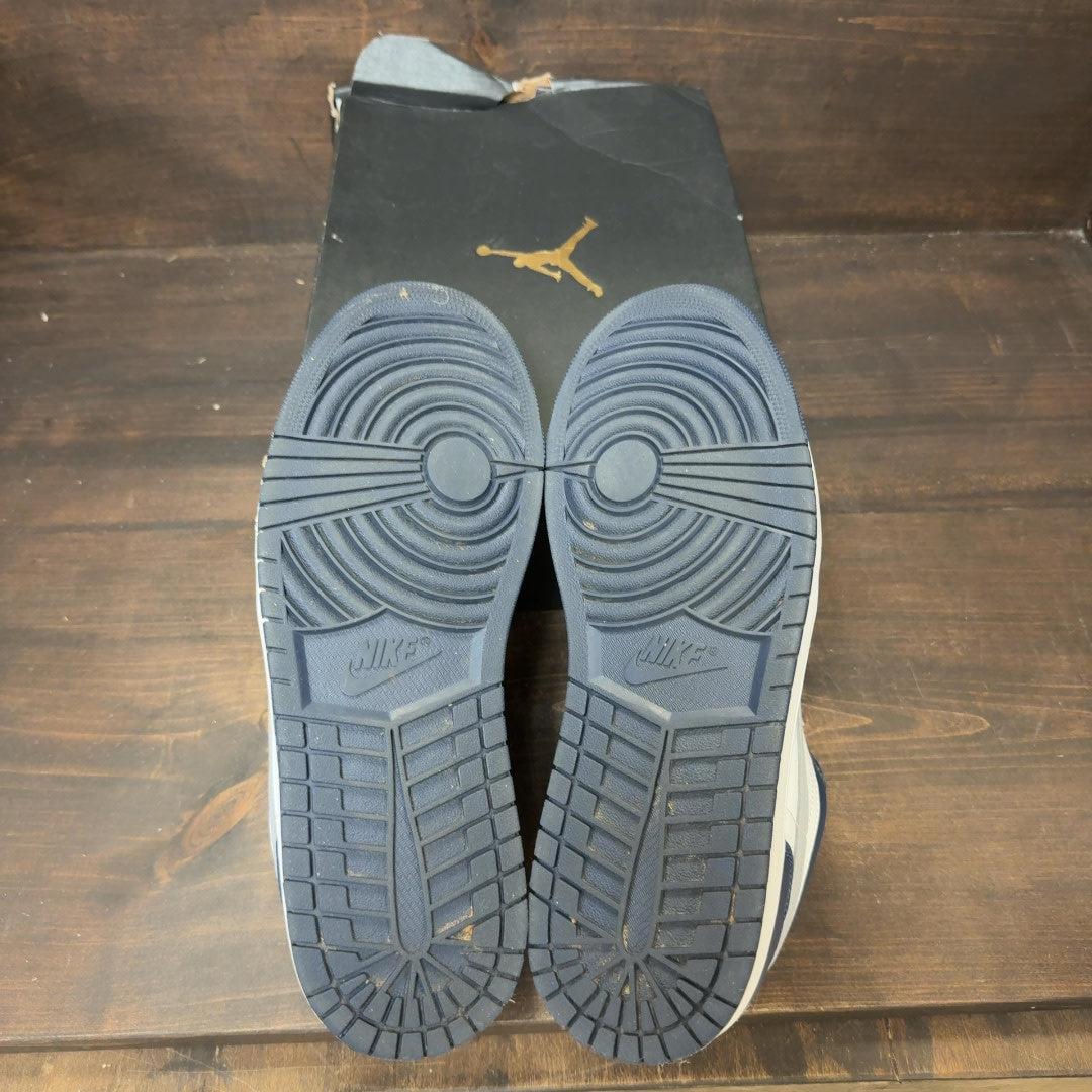 Jordan 1 Low Wolf Grey Midnight Navy - Image 7