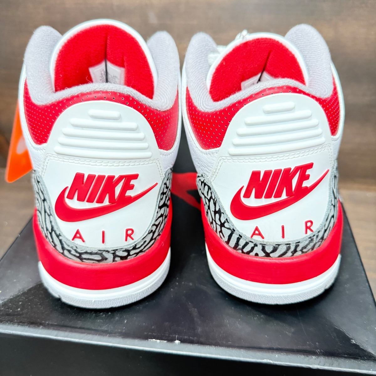 Jordan 3 Retro Fire Red (2022) - Image 5