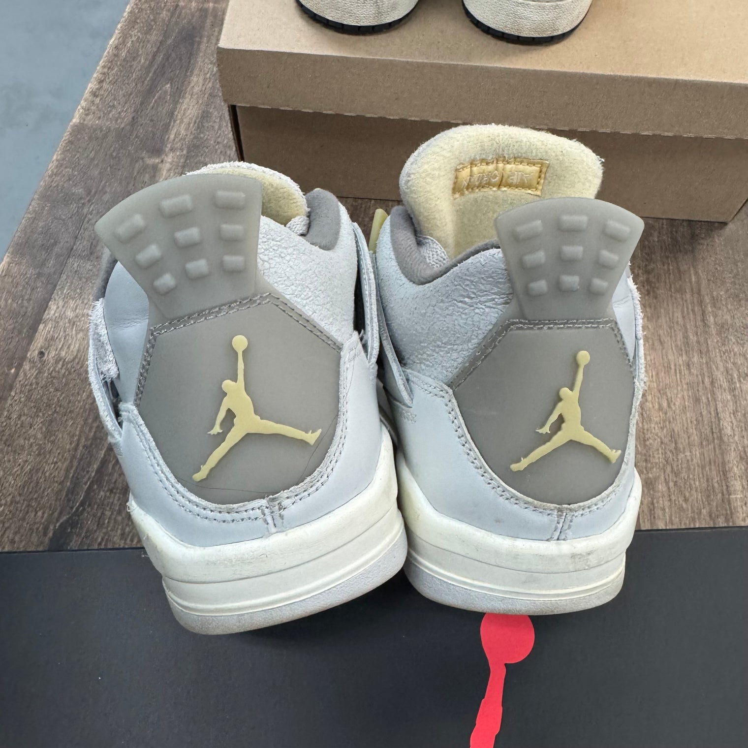 Craft Photon Dust Jordan 4 (GS) (USED)