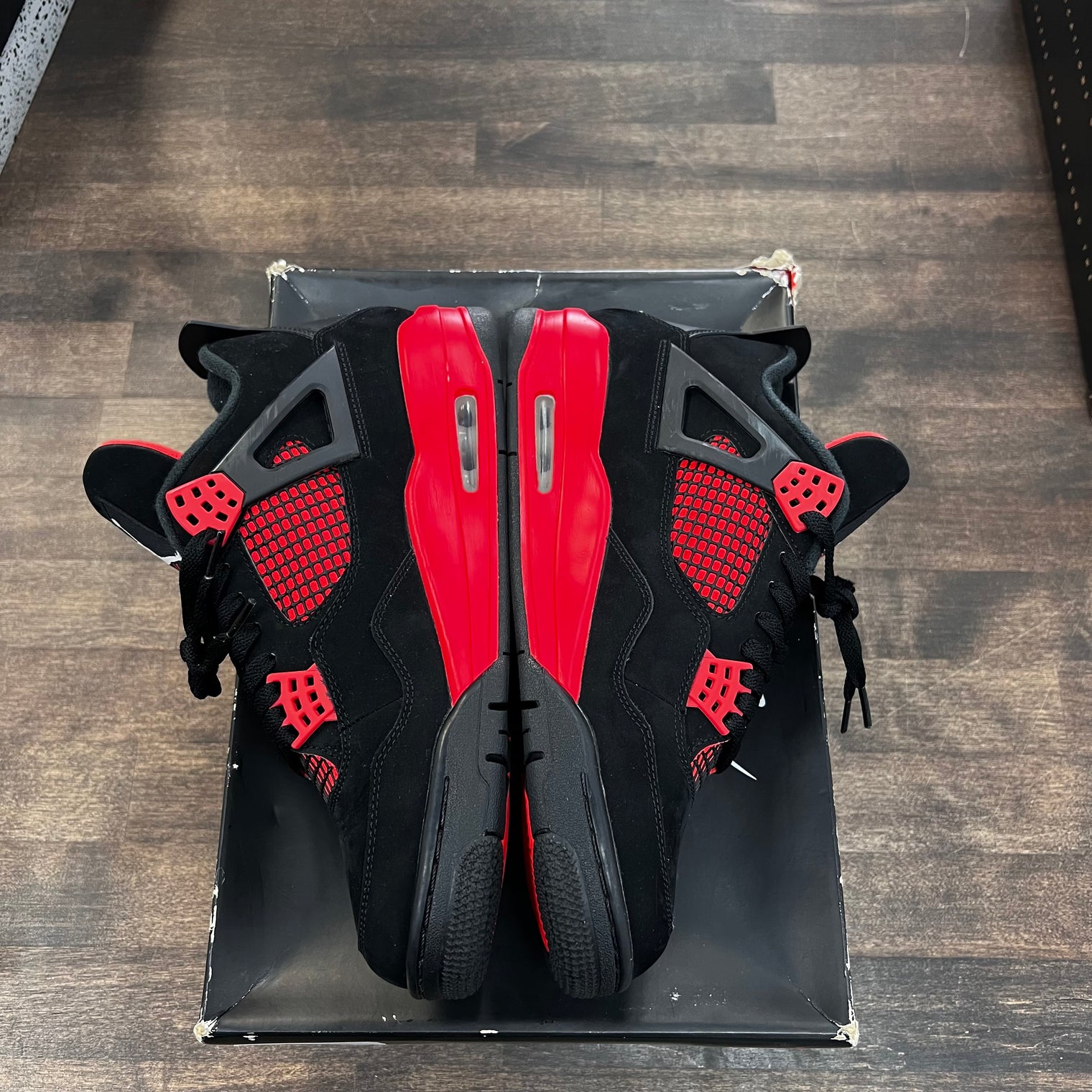 Red Thunder Jordan 4 (Lightly Worn)