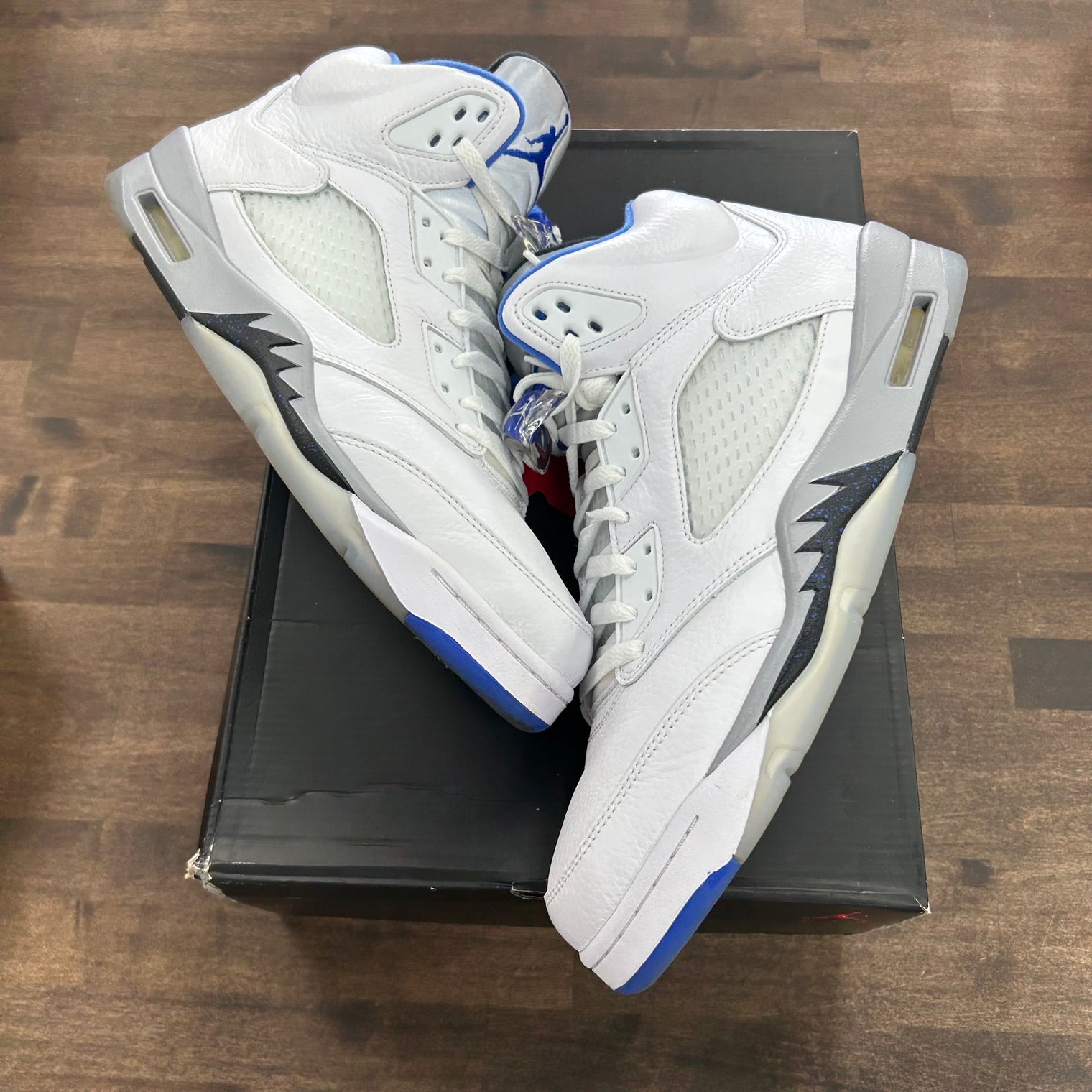 White Stealth Jordan 5 (2021) (USED)