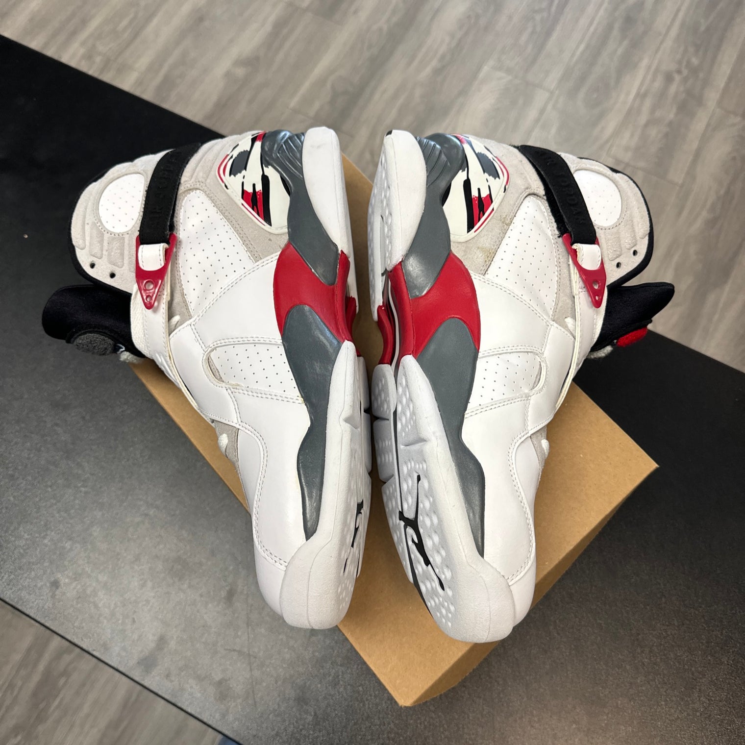 Jordan 8 Bugs Bunny 2013 (No Box)