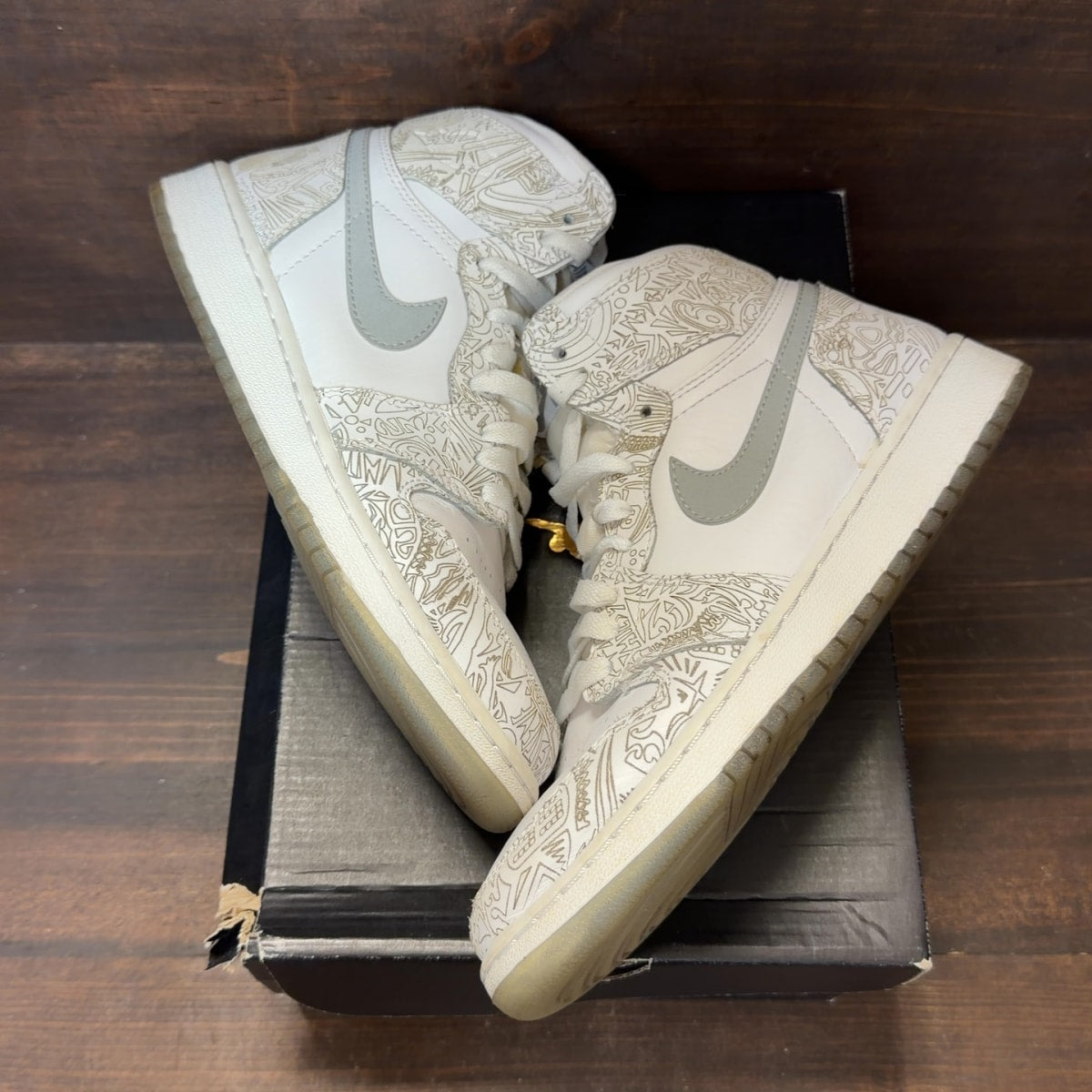 Jordan 1 Retro Laser (GS) - Image 2