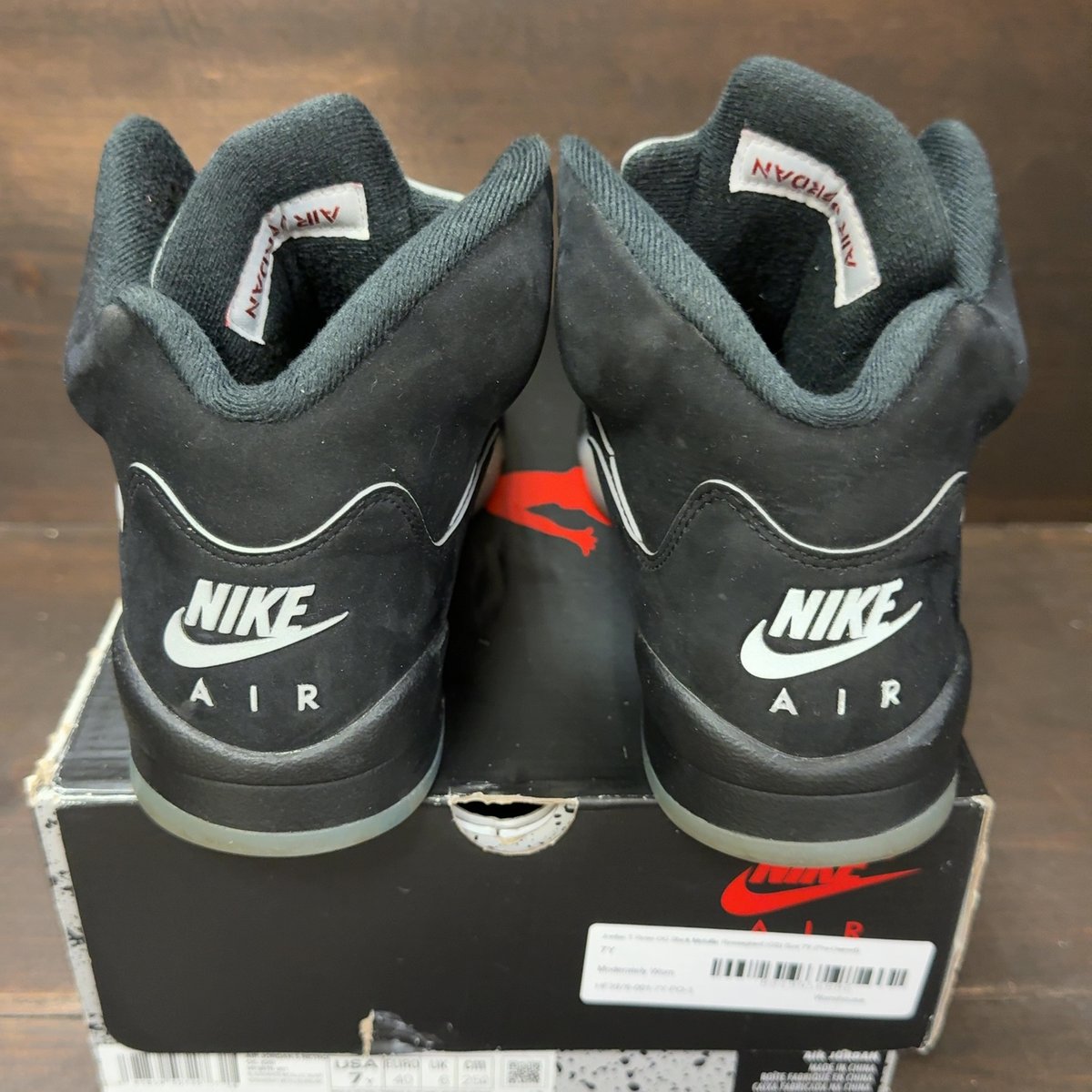 Jordan 5 Retro OG Black Metallic Reimagined (GS) Size 7Y (Pre-Owned) - aux